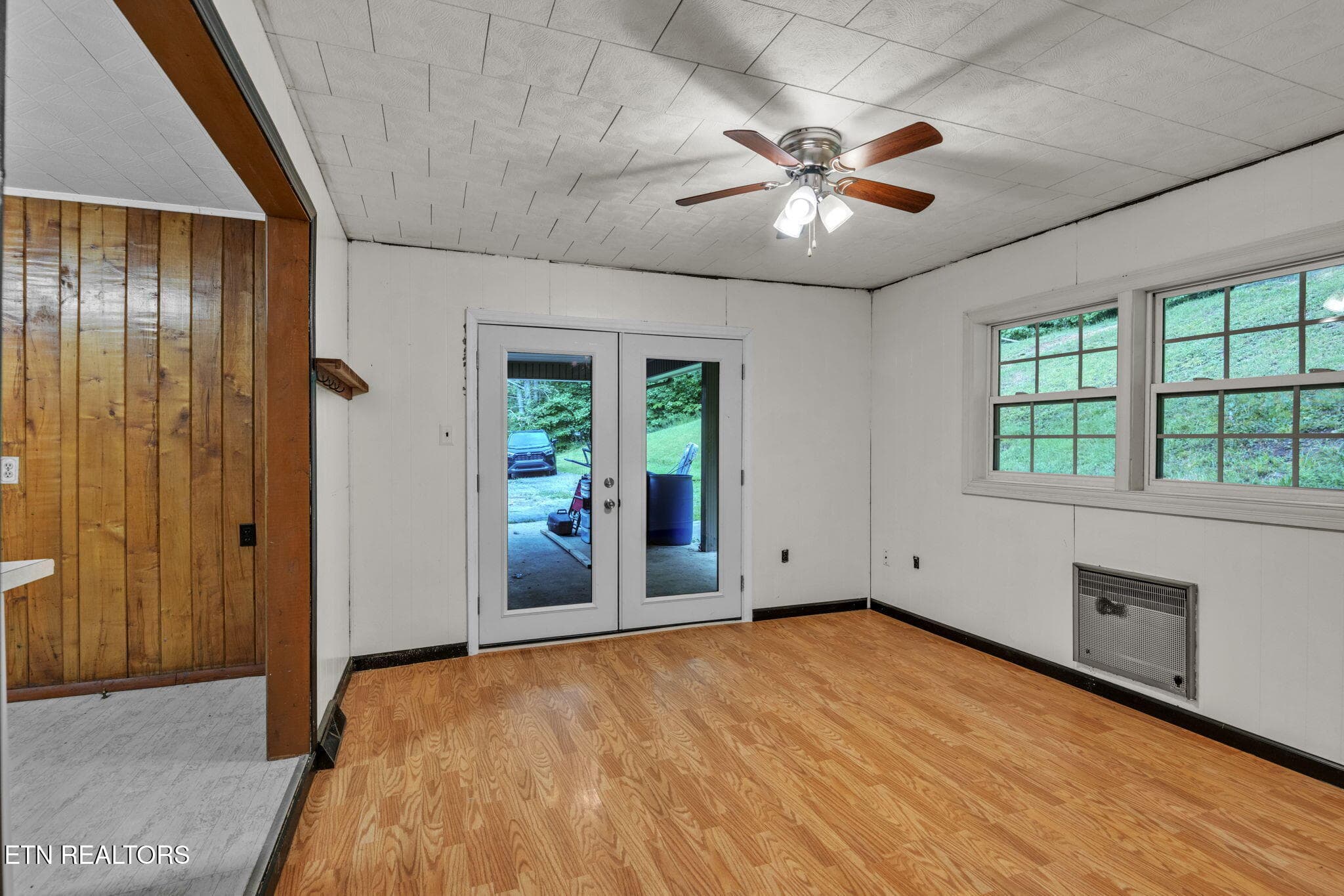 19-web-or-mls-241 Skyline-3354 - 241 Skyline Drive, Oneida, TN 37841