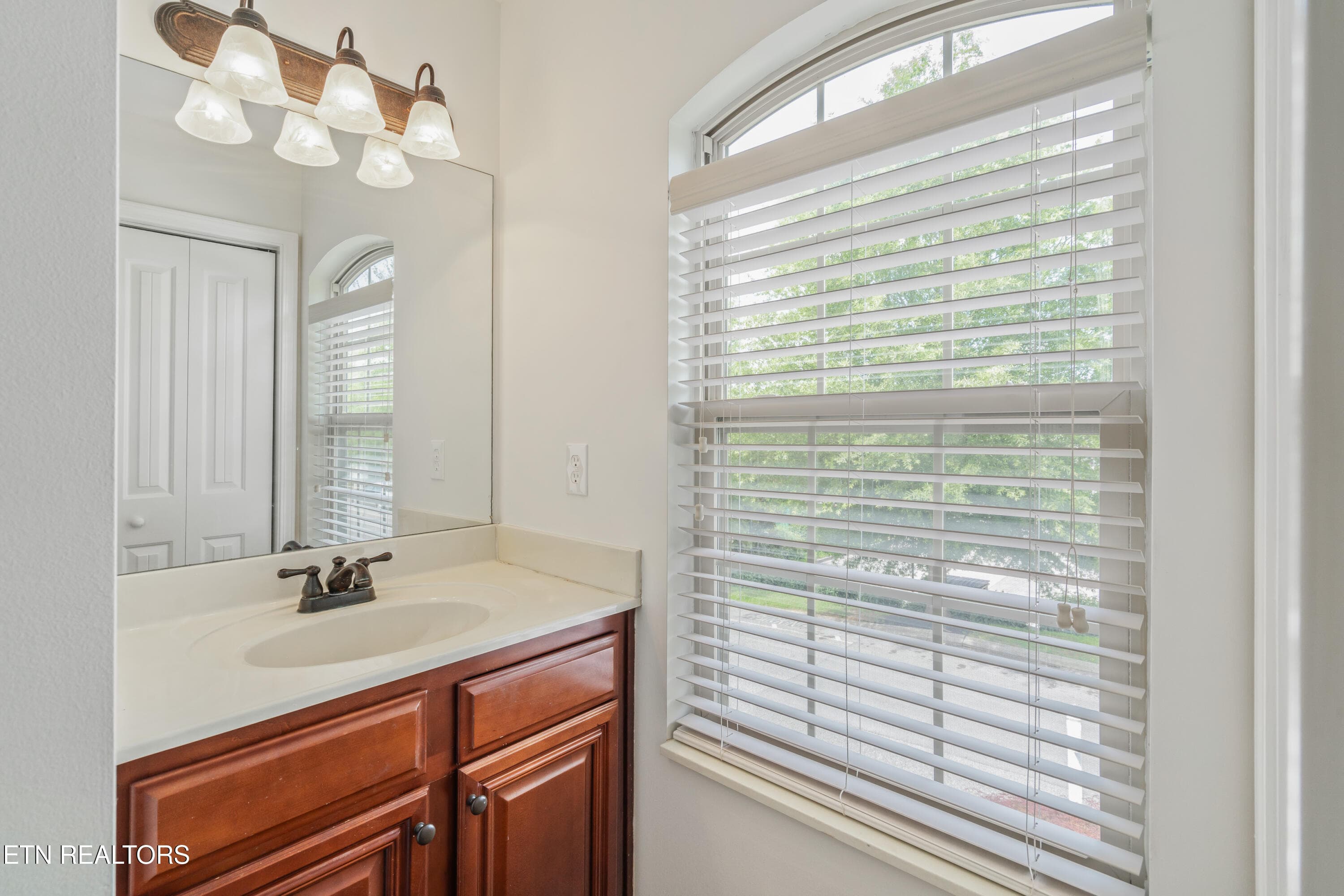 Bathroom 2 - 4810 Fountain View Way, Knoxville, TN 37918, Knoxville