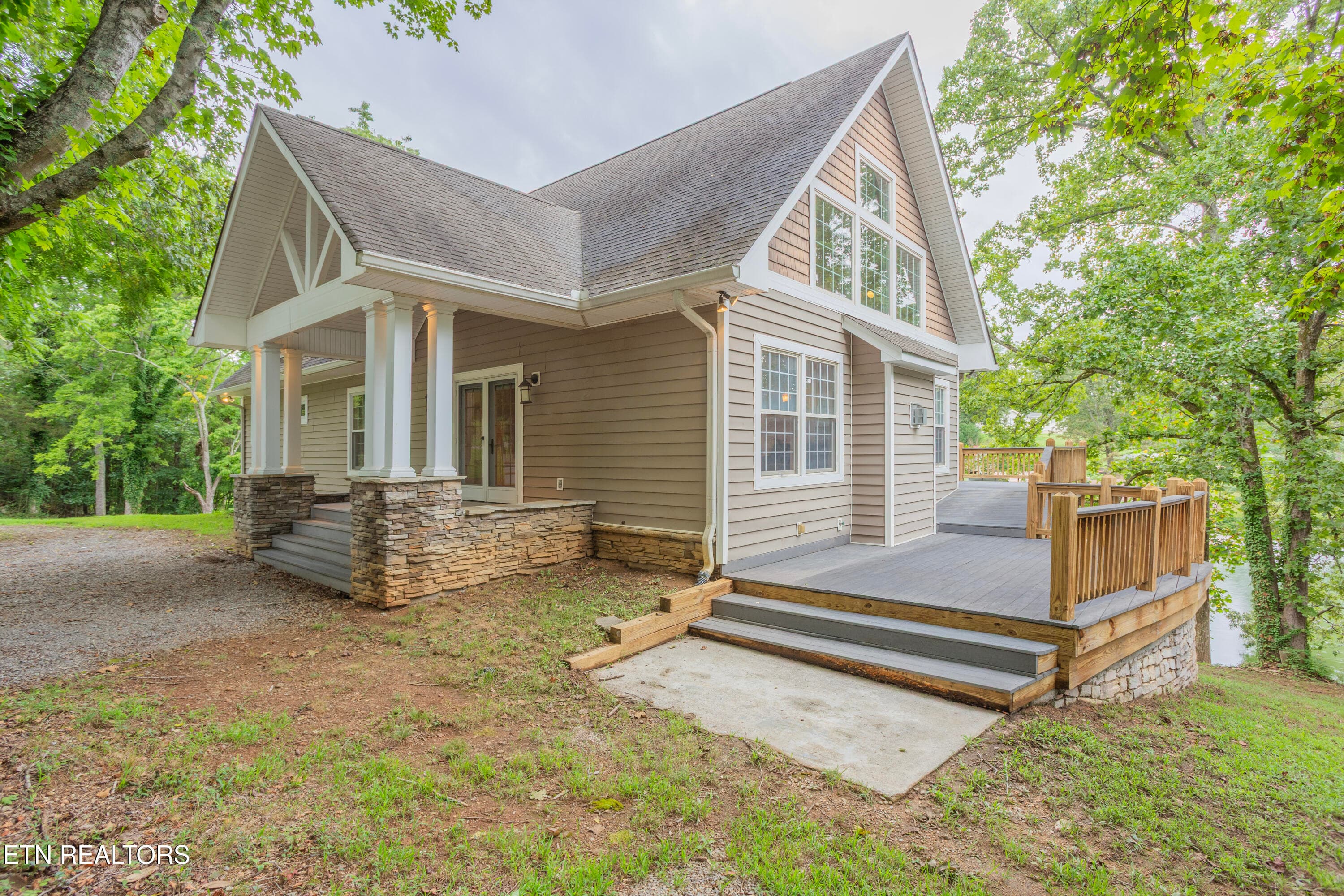 Exterior_Front_02 - 4193 Parris Drive, Lenoir City, TN 37772, Lenoir City