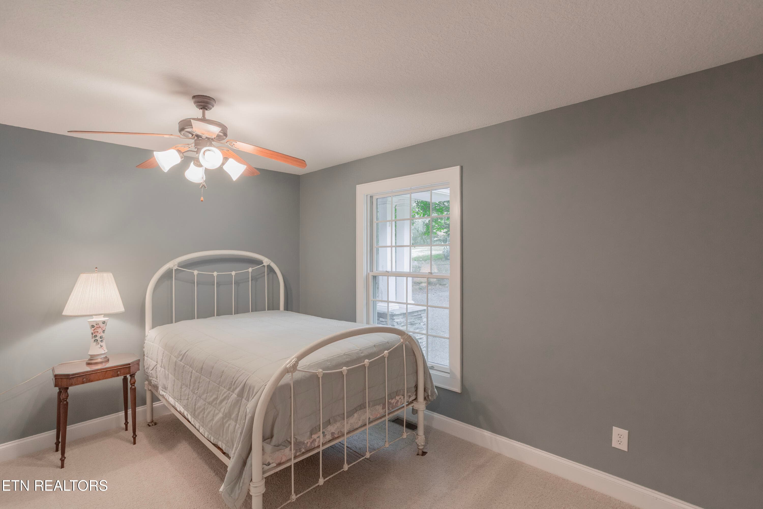 Interior_Guest-BD1_02 - 4193 Parris Drive, Lenoir City, TN 37772, Lenoir City