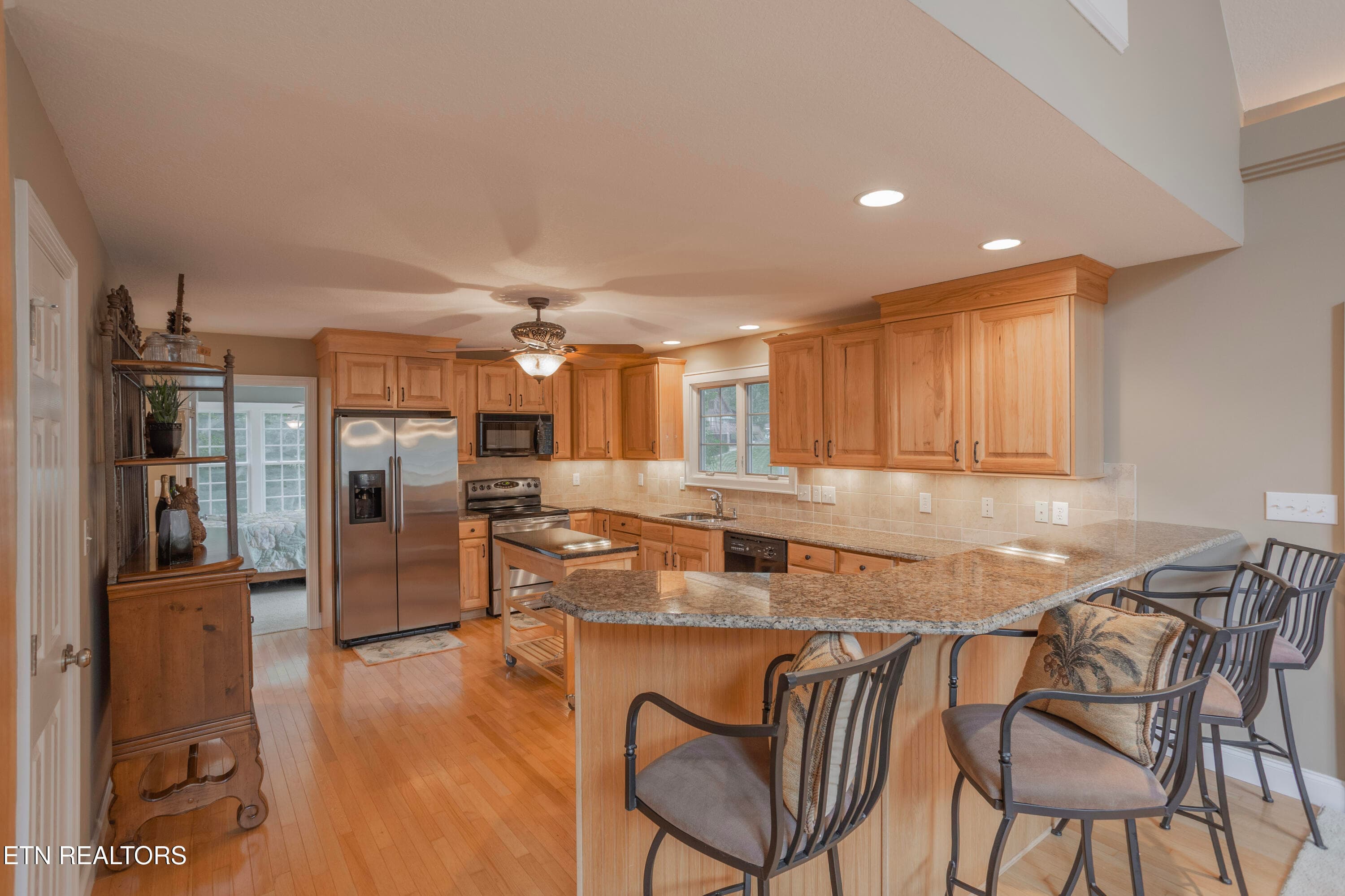 Interior_Kitchen_01 - 4193 Parris Drive, Lenoir City, TN 37772, Lenoir City