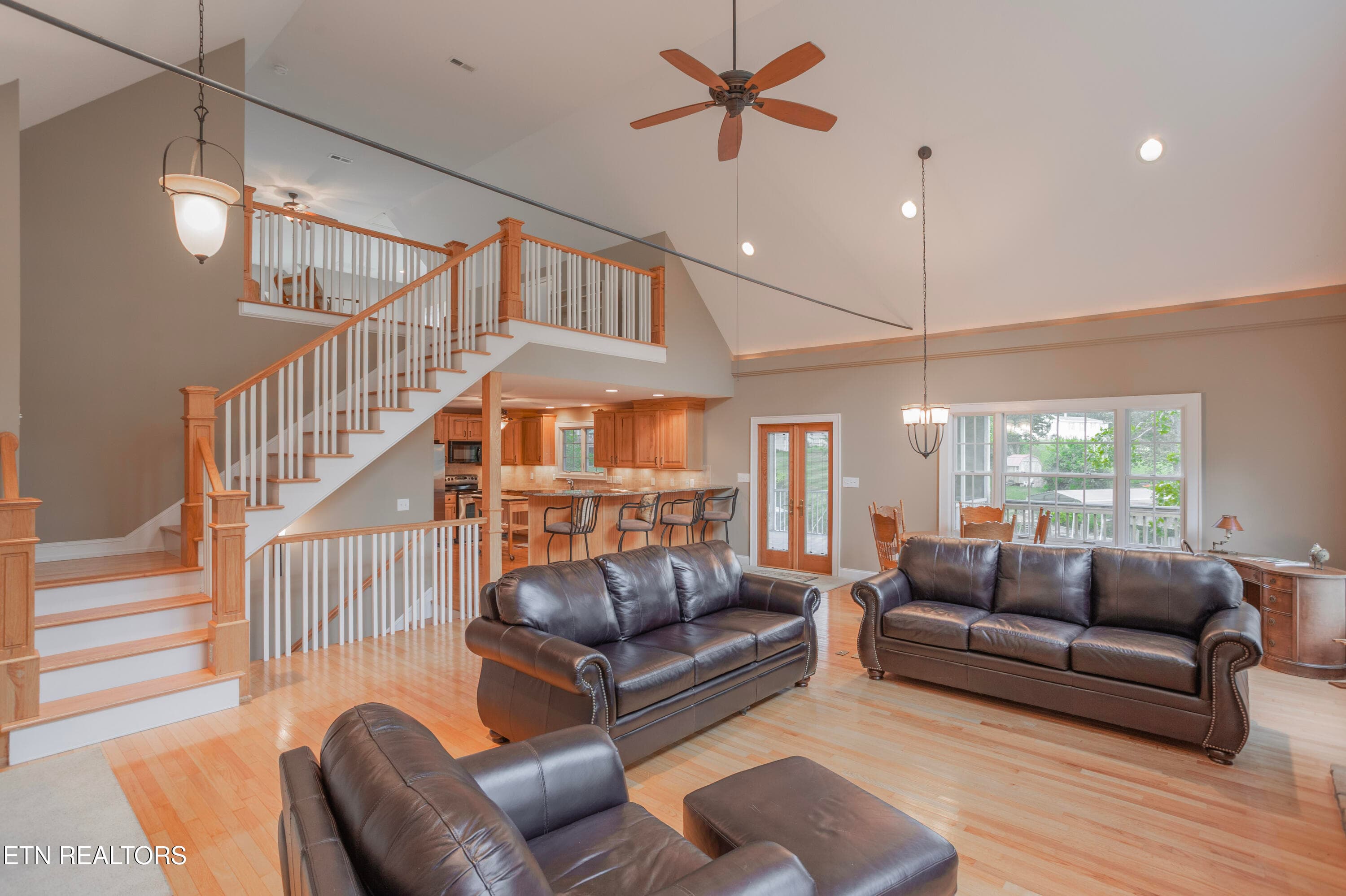 Interior_Living-Room_01 - 4193 Parris Drive, Lenoir City, TN 37772, Lenoir City