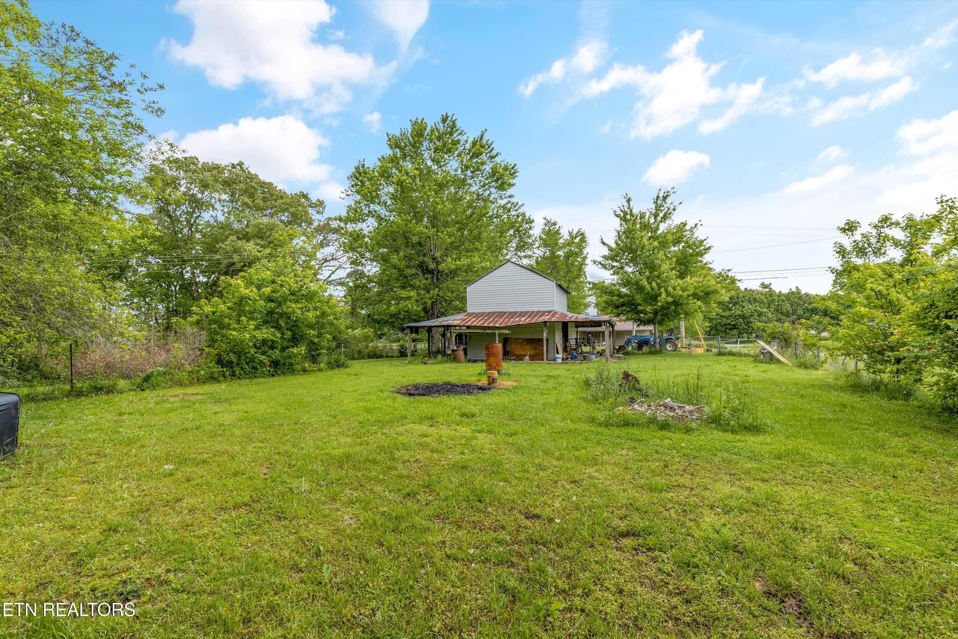Open Peaceful Green Space - 9438-0 Morgan County Hwy, Sunbright, TN 37872