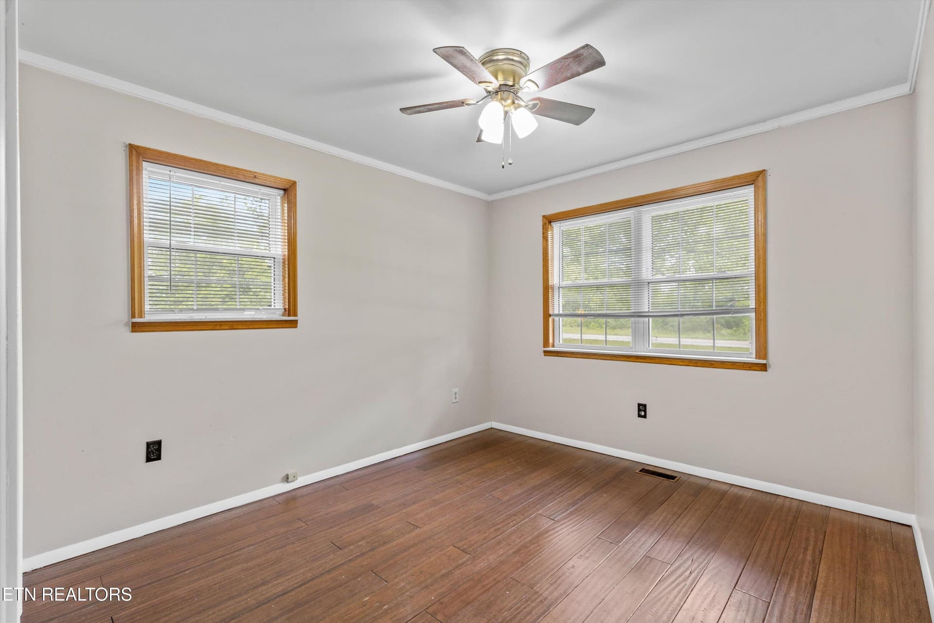 Second Bedroom - 9438-0 Morgan County Hwy, Sunbright, TN 37872
