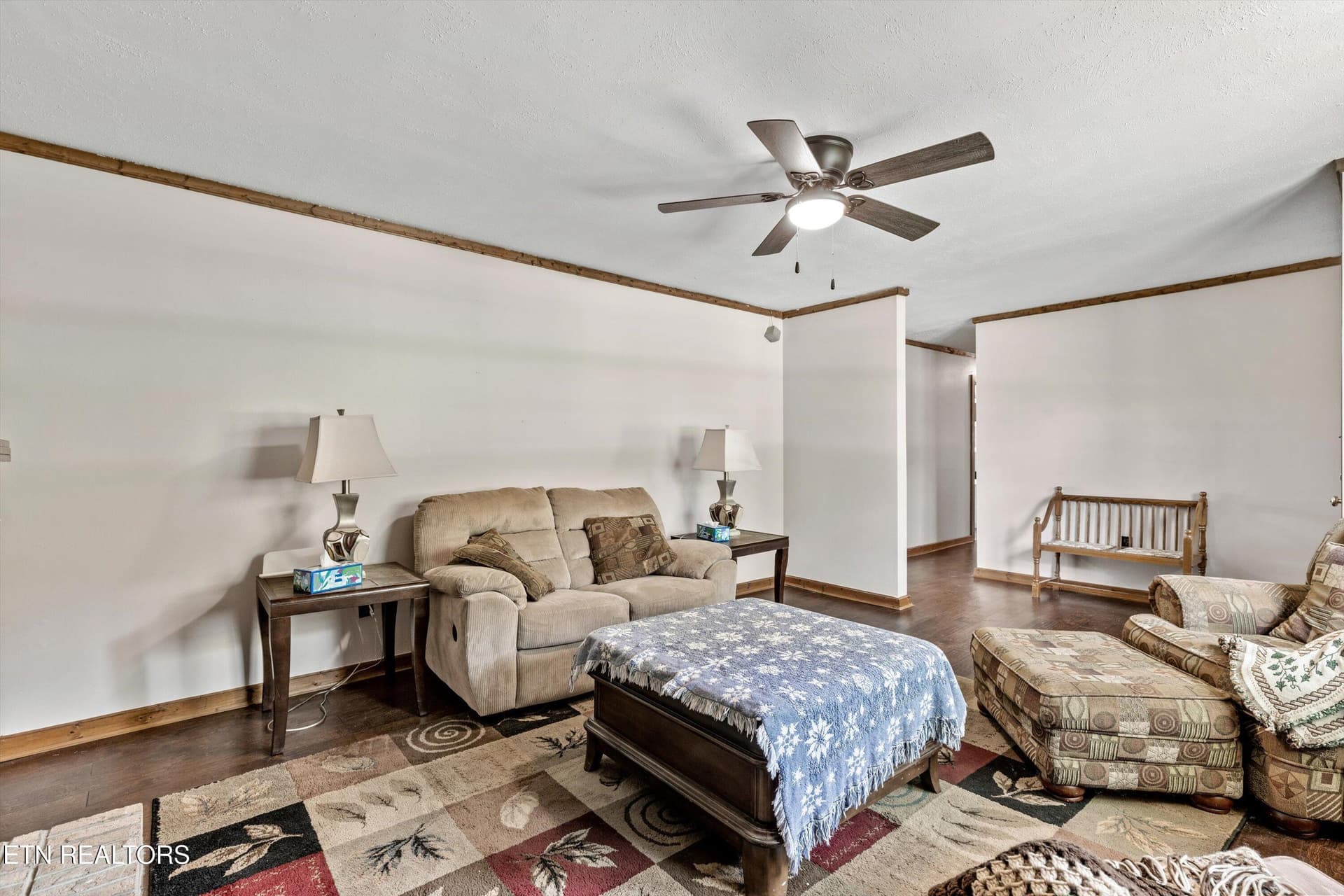 Living Room - 9438-0 Morgan County Hwy, Sunbright, TN 37872