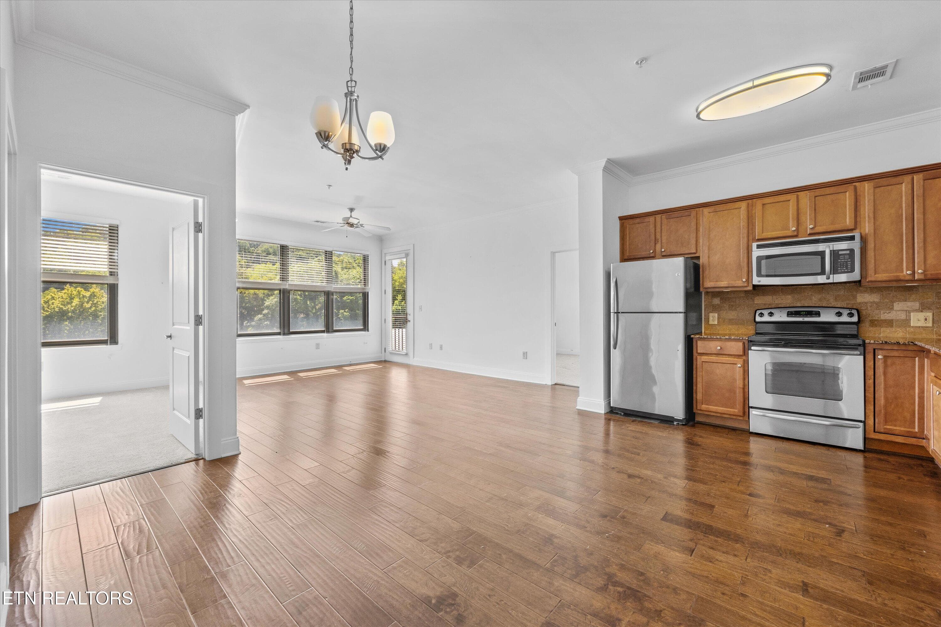 08-445 W Blount Ave 09 - 445 W Blount Ave 428, Knoxville, TN 37920, Knoxville