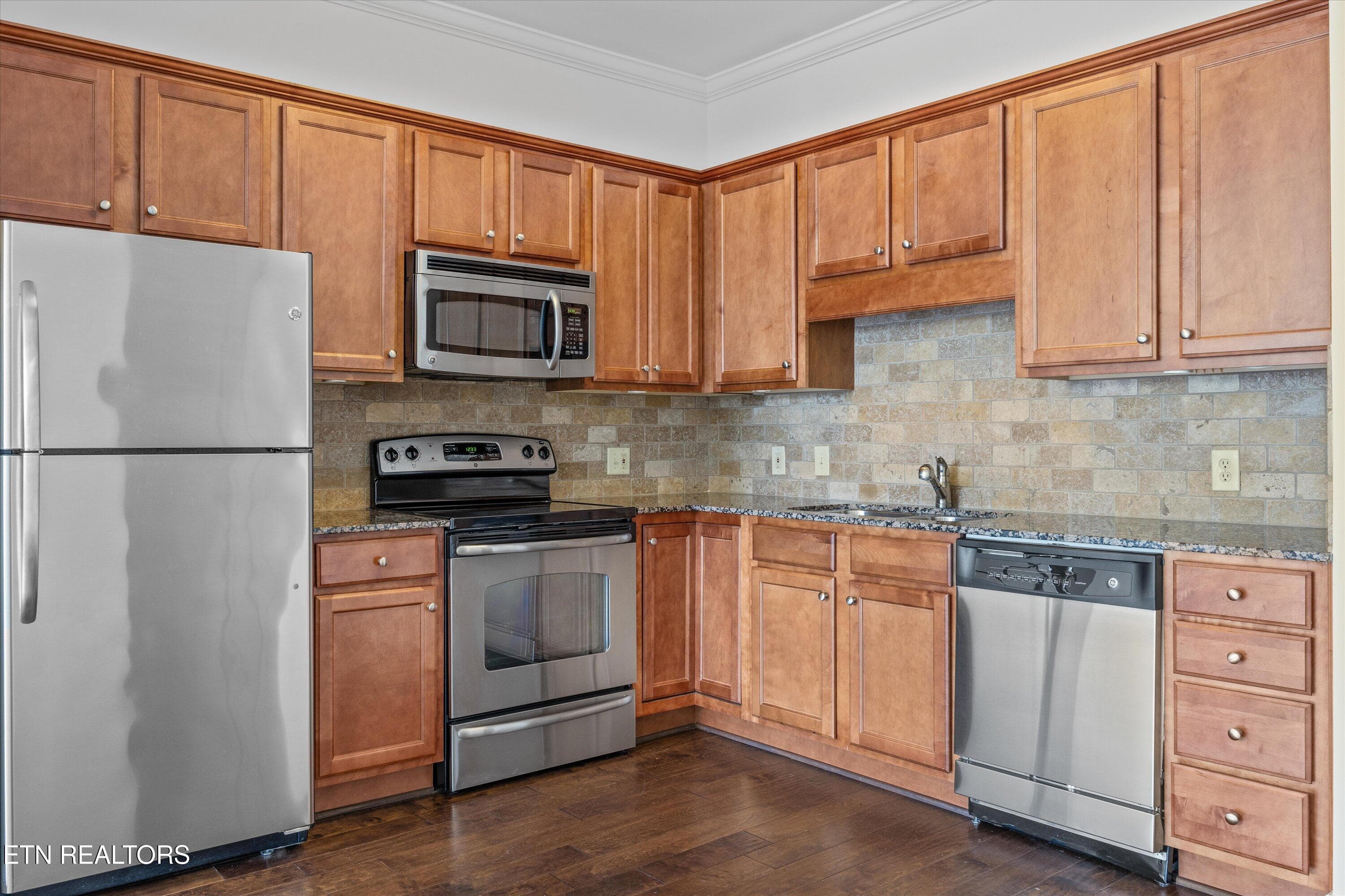 12-445 W Blount Ave 13 - 445 W Blount Ave 428, Knoxville, TN 37920, Knoxville
