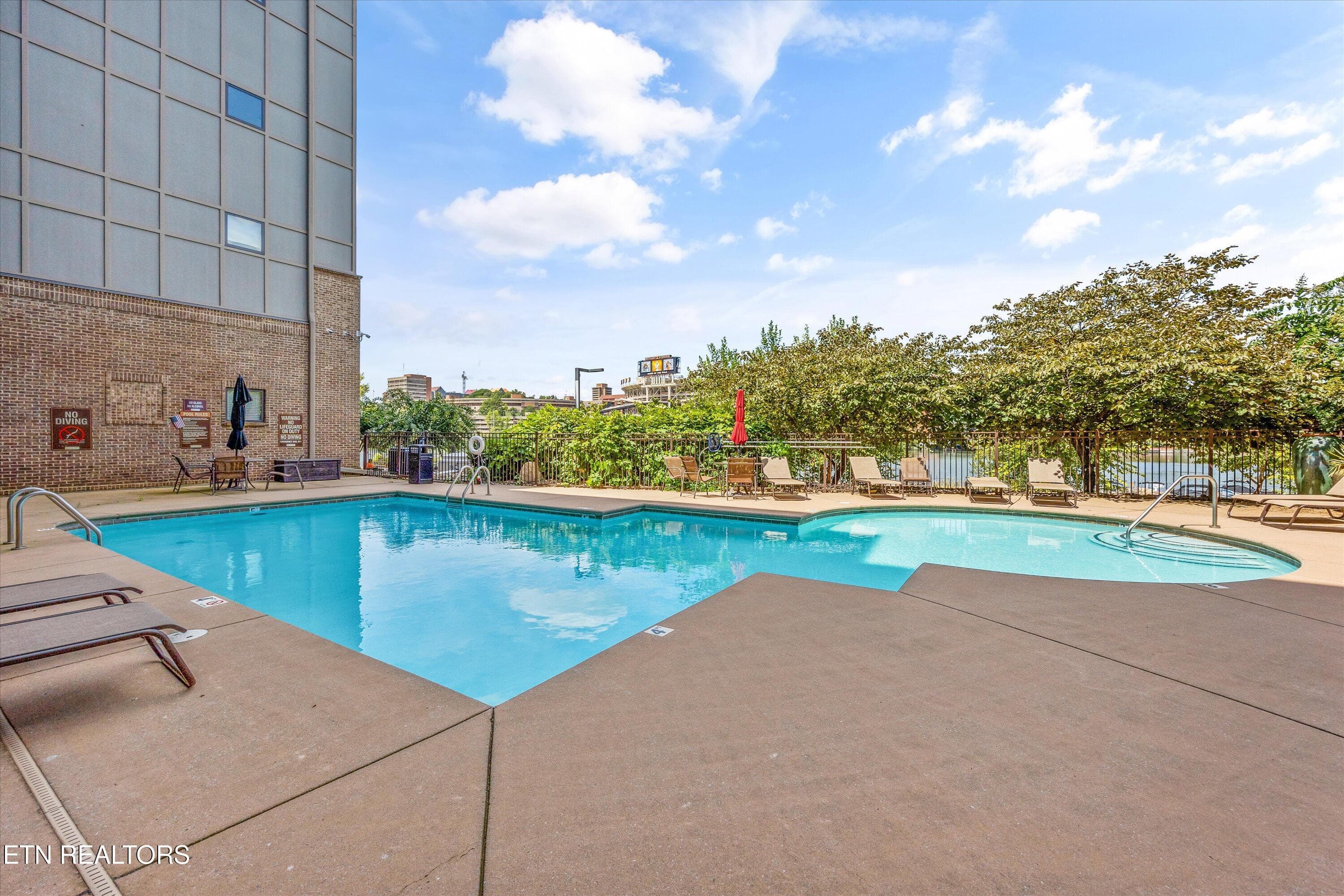 31-445 W Blount Ave 32 - 445 W Blount Ave 428, Knoxville, TN 37920, Knoxville