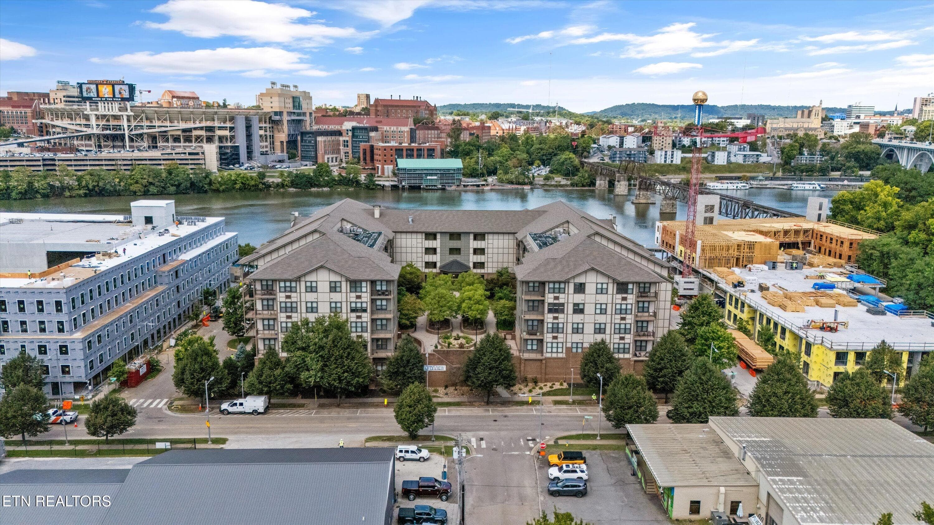 41-445 W Blount Ave 38 - 445 W Blount Ave 428, Knoxville, TN 37920, Knoxville