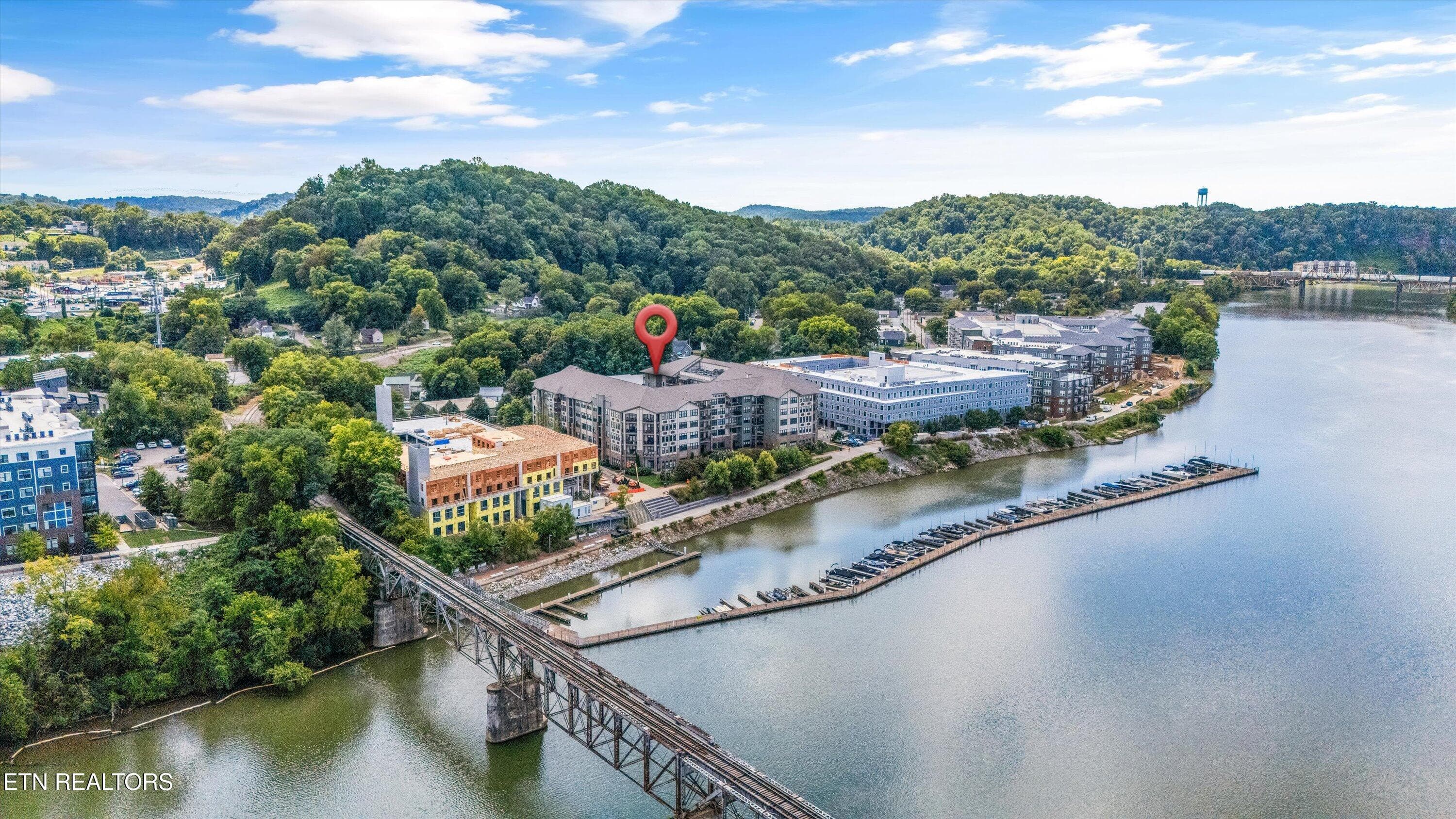 43-445 W Blount Ave 41 - 445 W Blount Ave 428, Knoxville, TN 37920, Knoxville