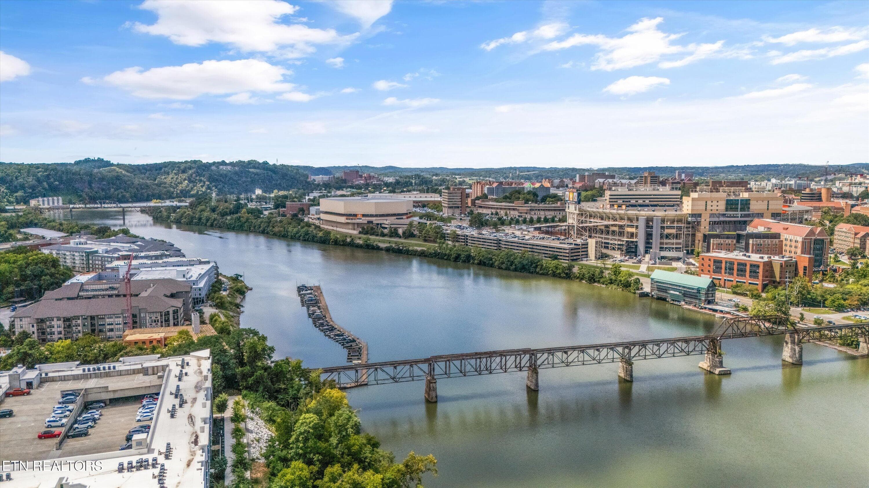 44-445 W Blount Ave 42 - 445 W Blount Ave 428, Knoxville, TN 37920, Knoxville