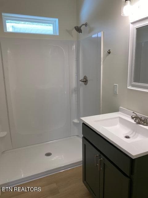 primary bathroom - 1831 Granville Terrace, Knoxville, TN 37915, Knoxville