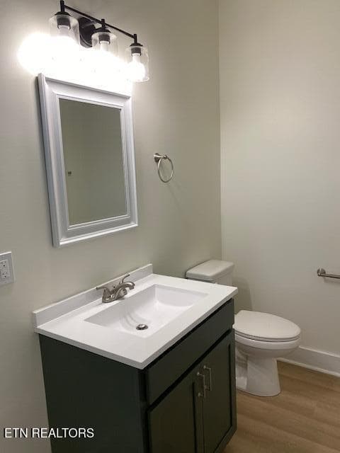 primary bathrrom - 1831 Granville Terrace, Knoxville, TN 37915, Knoxville