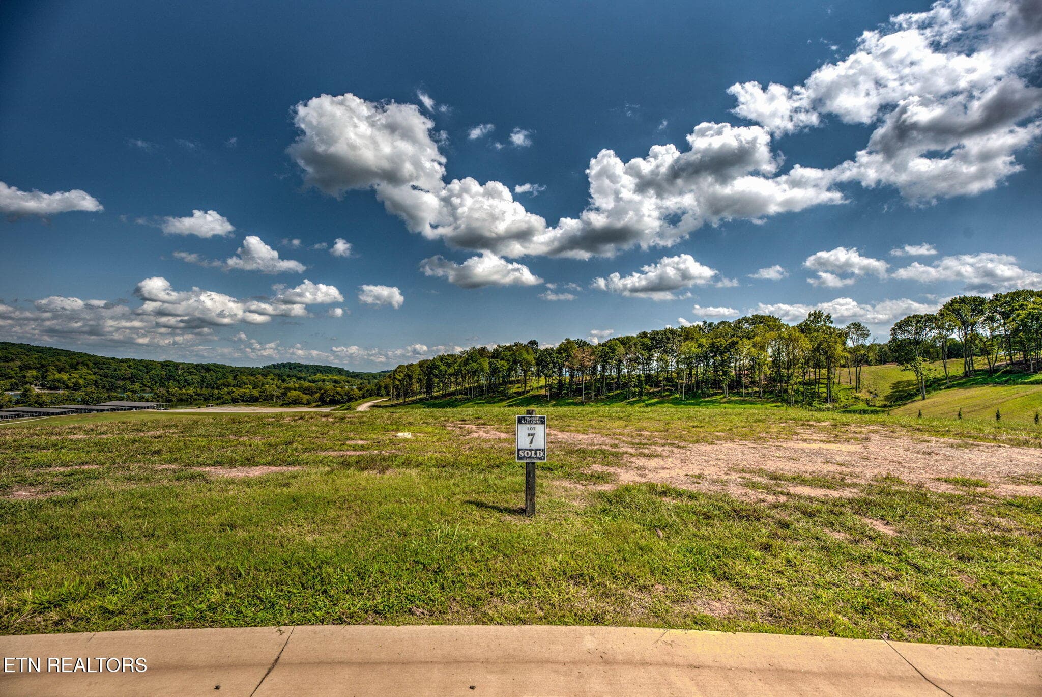 138 Magnolia Hill, Loudon, TN 37774
