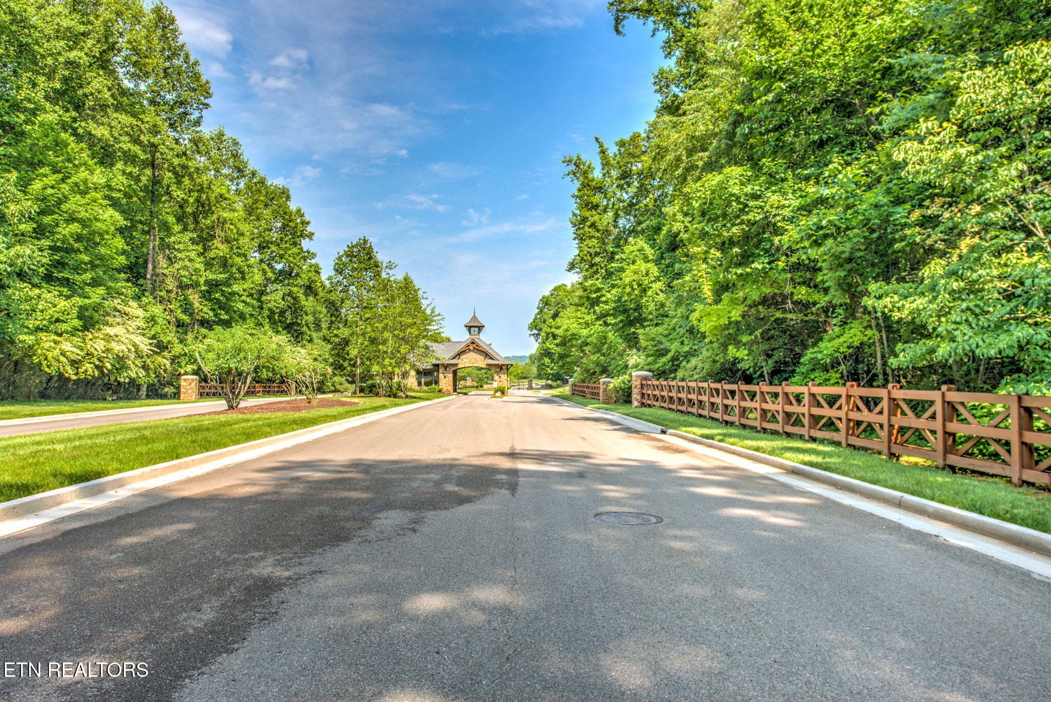 3-web-or-mls-TNNat (4) - 138 Magnolia Hill, Loudon, TN 37774