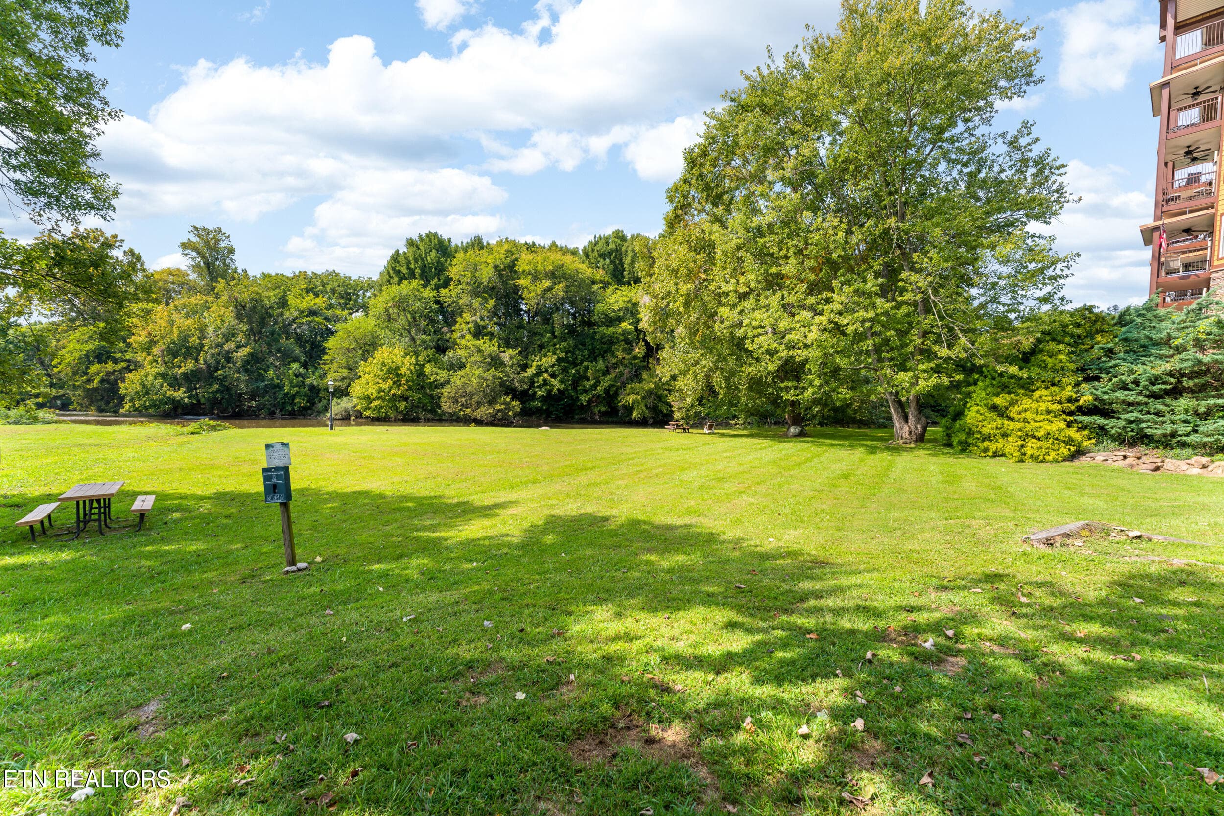 527 river place u516-40 - 527 River Place Way 516, Sevierville, TN 37862
