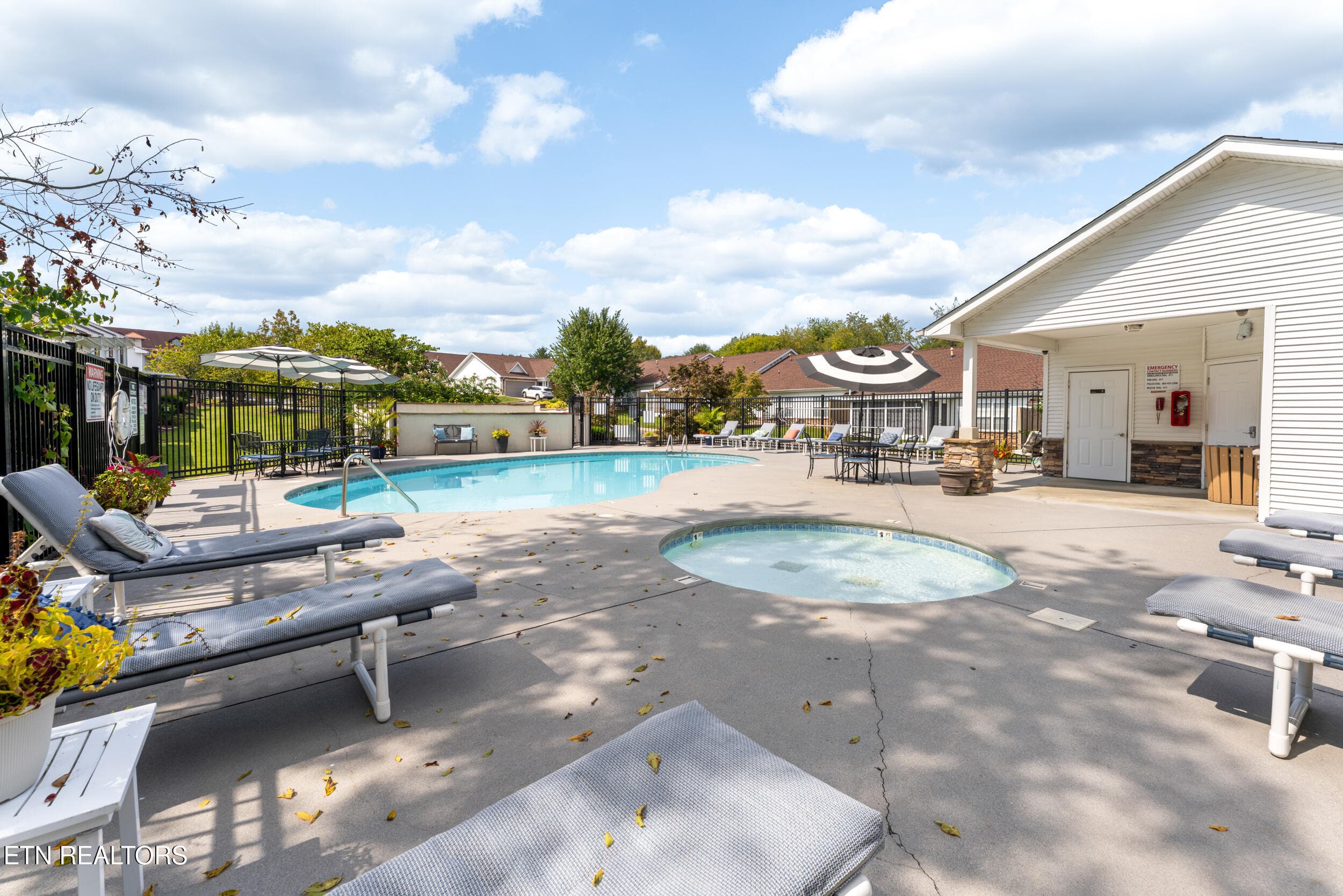 527 river place u516-42 - 527 River Place Way 516, Sevierville, TN 37862