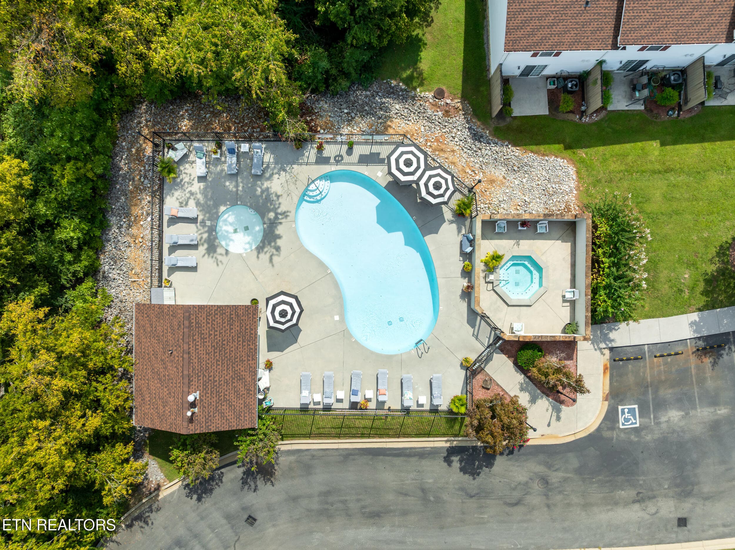 527 river place u516-44 - 527 River Place Way 516, Sevierville, TN 37862