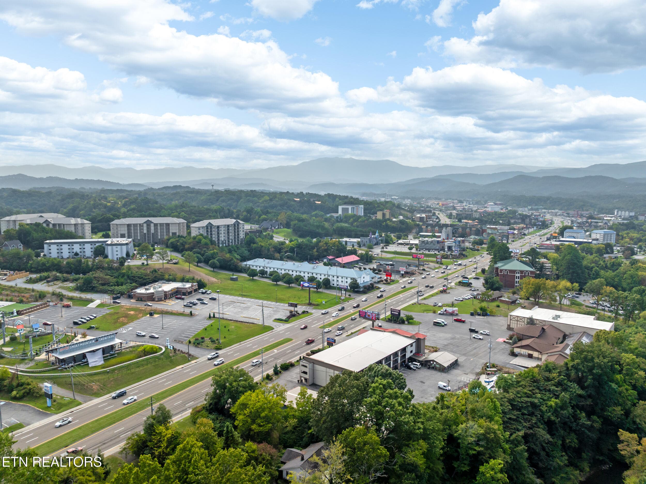 527 river place u516-55 - 527 River Place Way 516, Sevierville, TN 37862