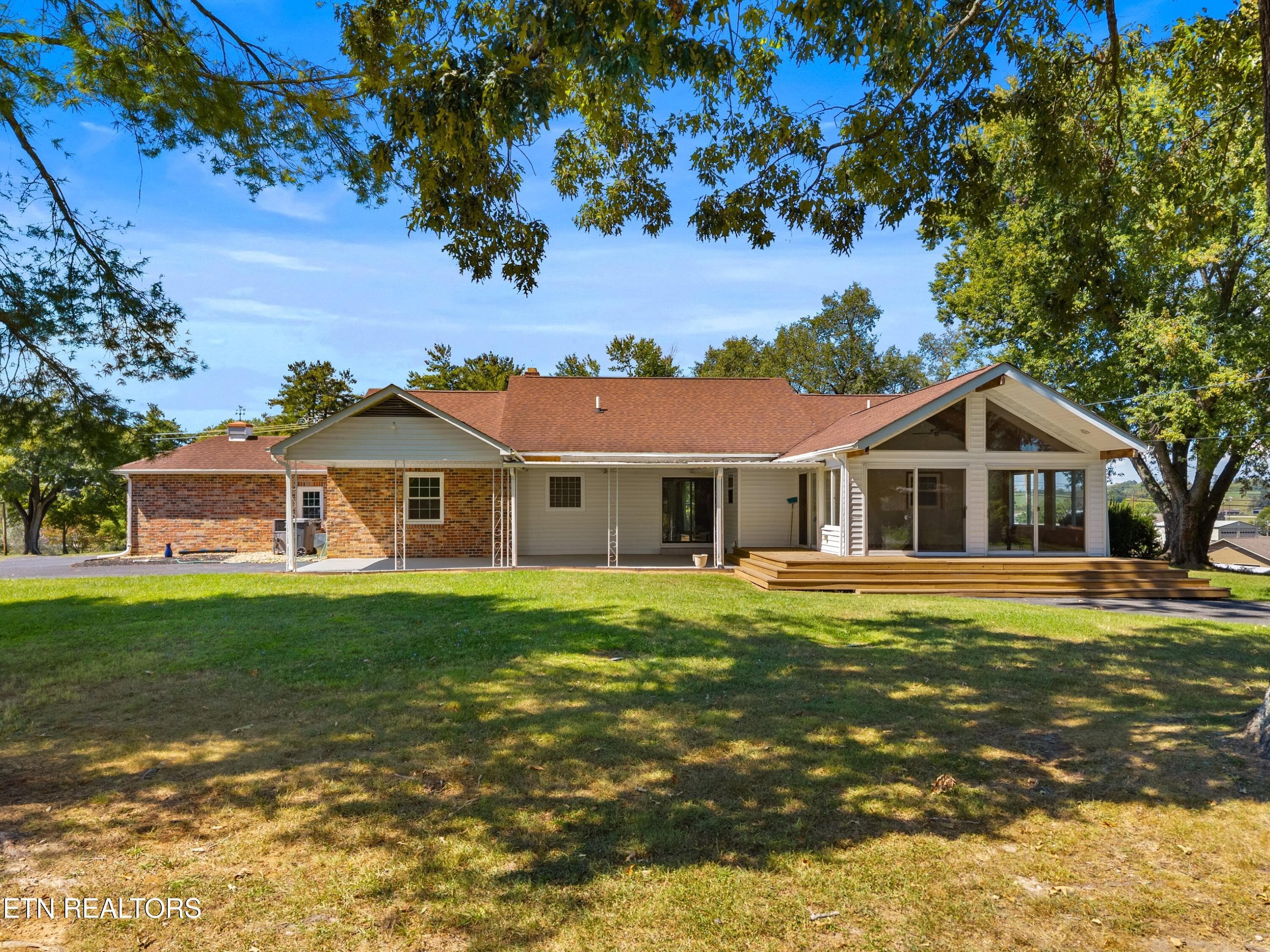 2-003-1328MainStreet-WhitePine-TN-37890- - 1328 W Main St, White Pine, TN 37890, White Pine