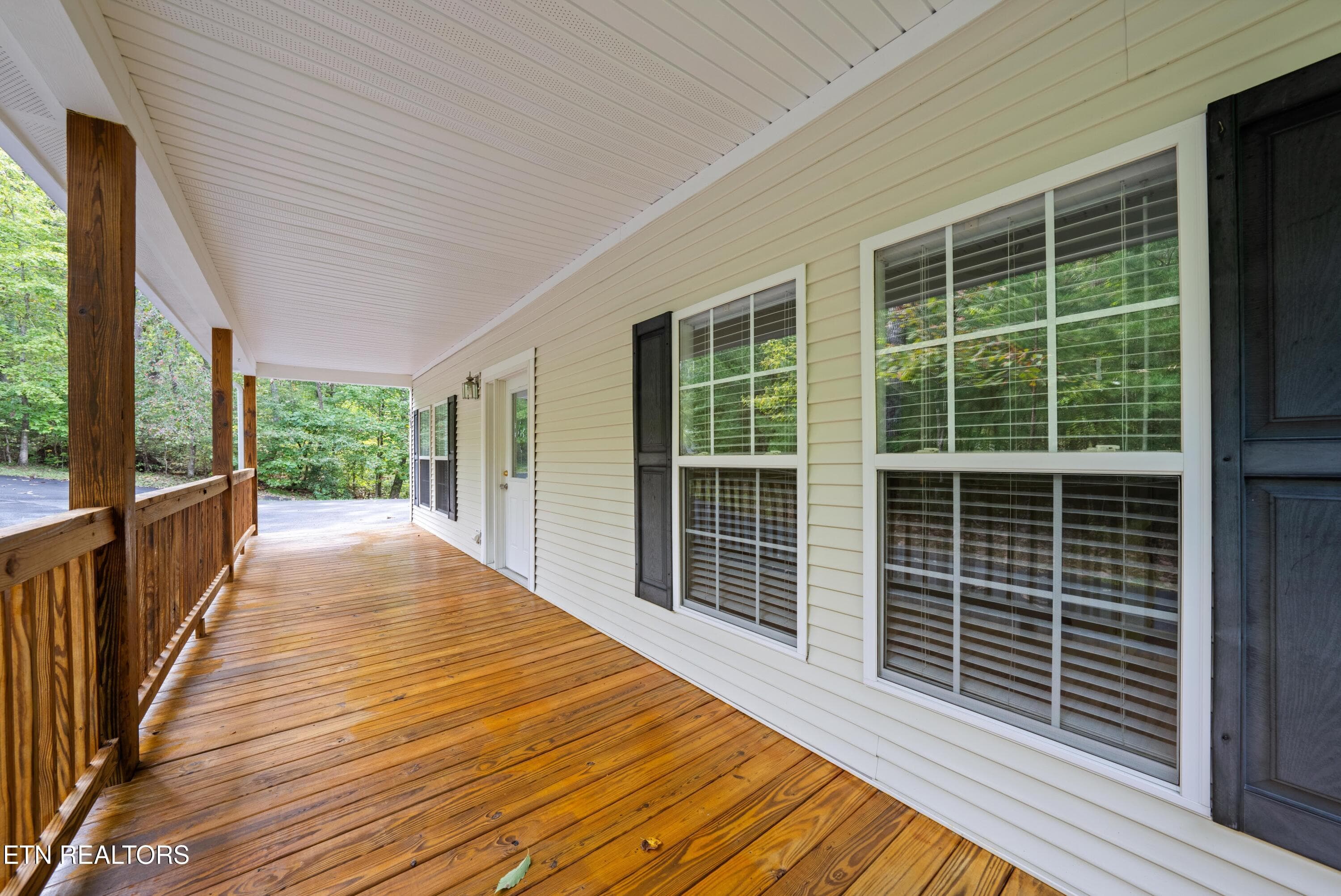 DSC06458 - 359 E Cove Rd, Monterey, TN 38574