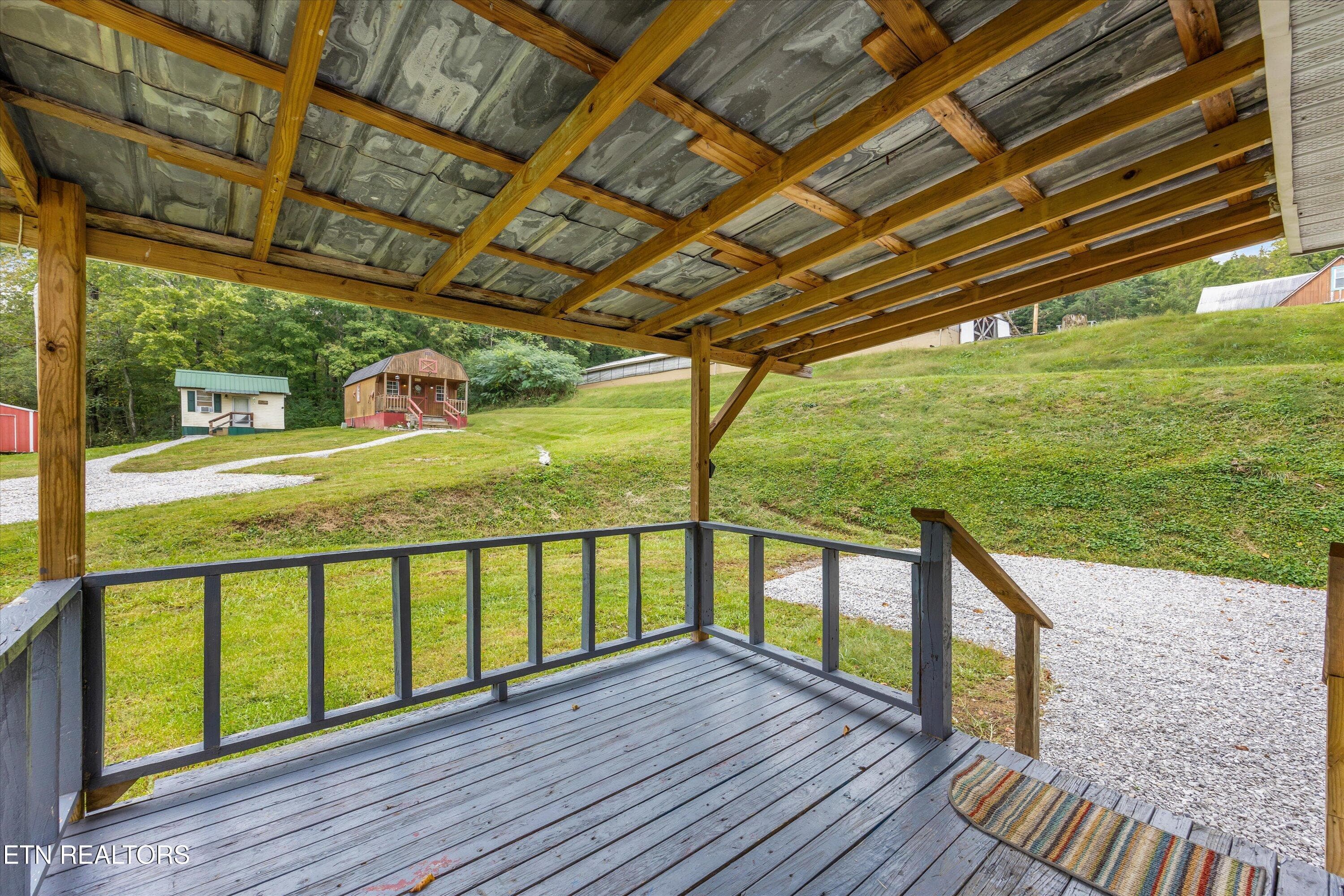 15-5704 Scott Hwy 12 - 5704 Scott Hwy, Robbins, TN 37852