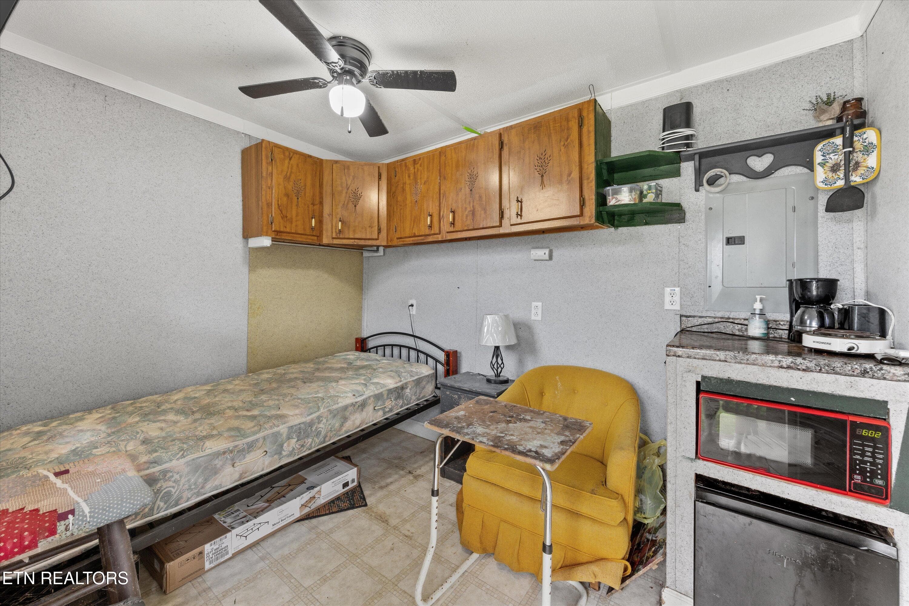 20-5704 Scott Hwy 16 - 5704 Scott Hwy, Robbins, TN 37852