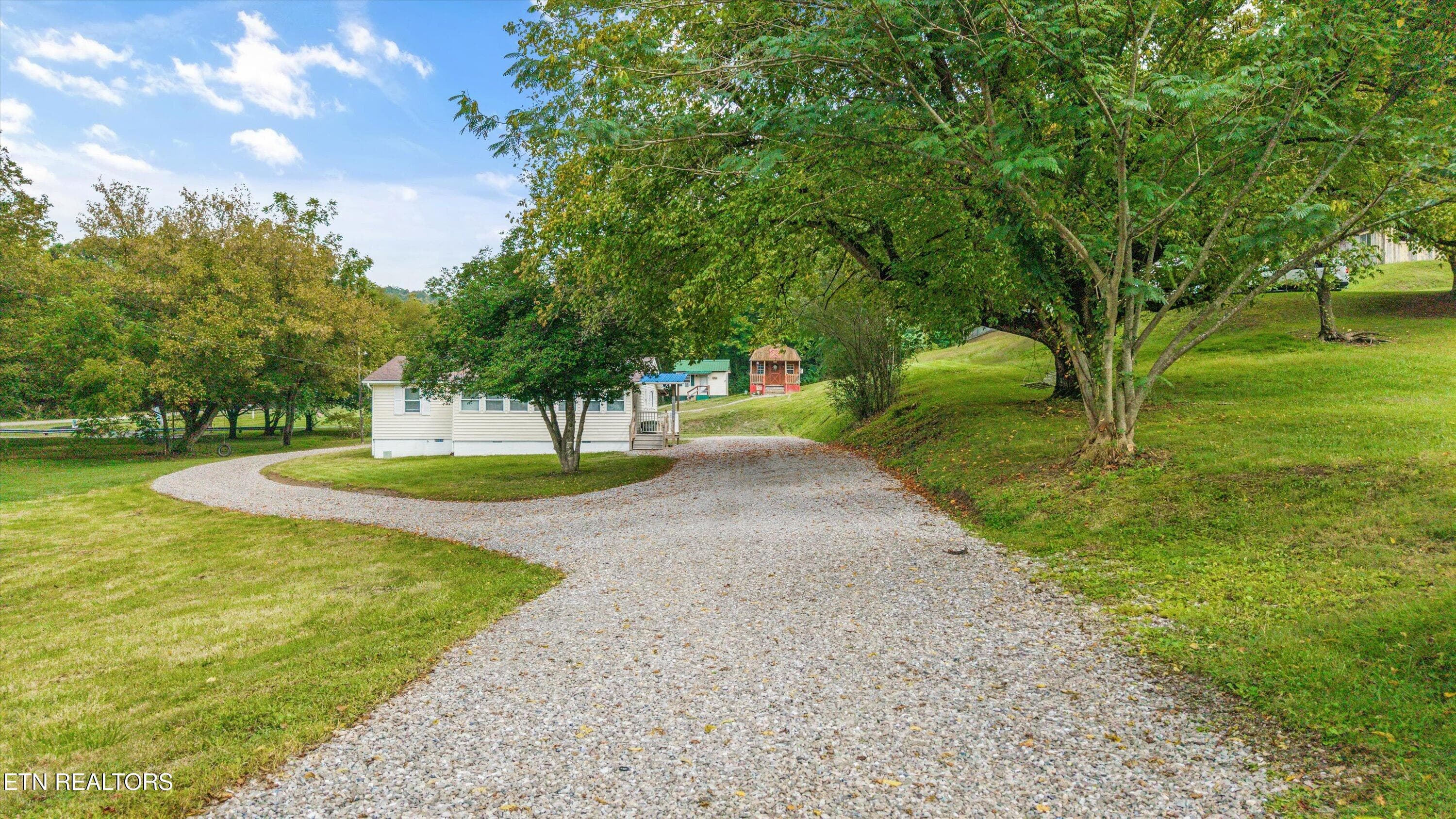 26-5704 Scott Hwy 32 - 5704 Scott Hwy, Robbins, TN 37852