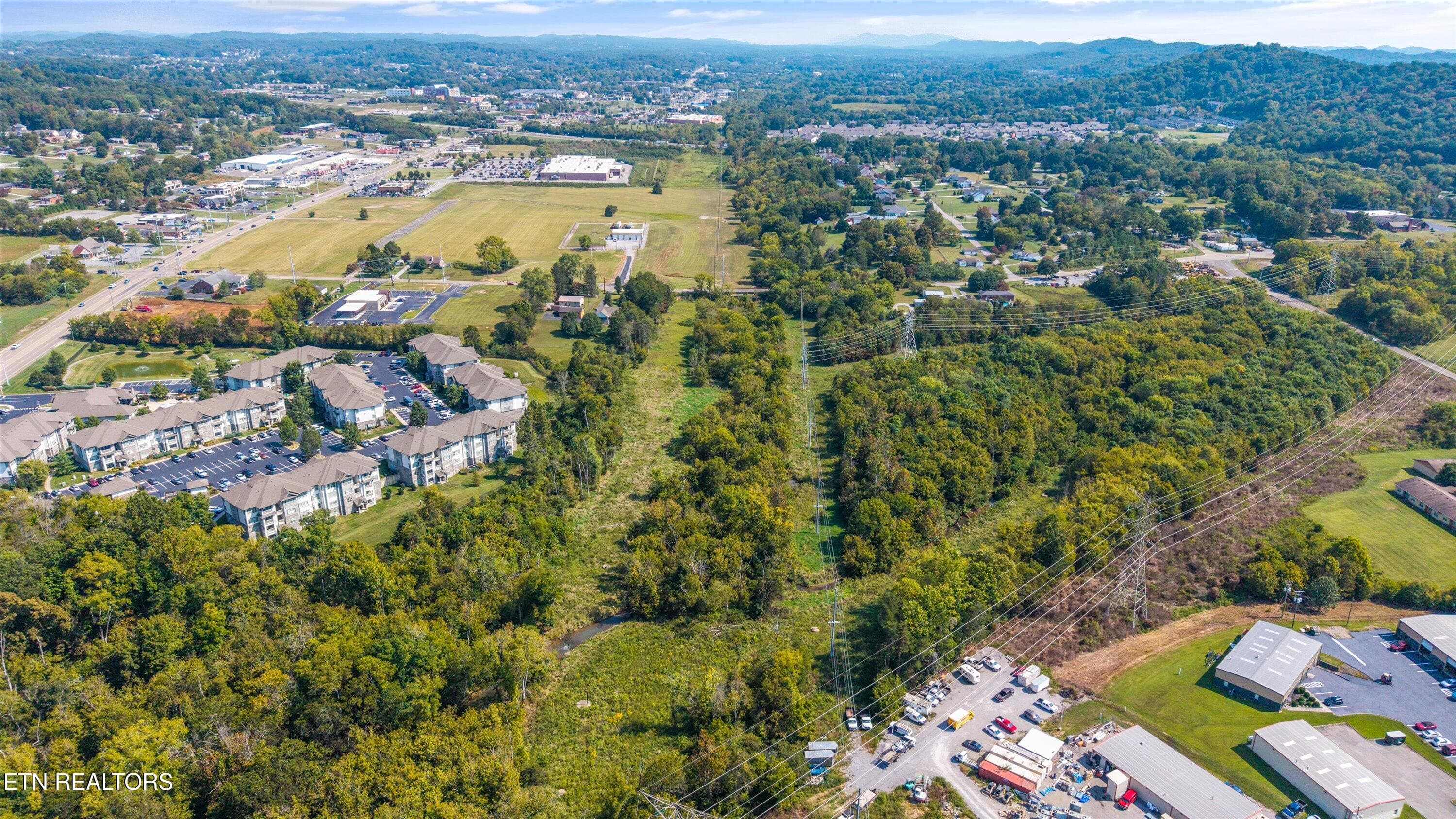 08-7405 Central Ave Pike-01 - 7405 Central Ave Pike, Powell, TN 37849
