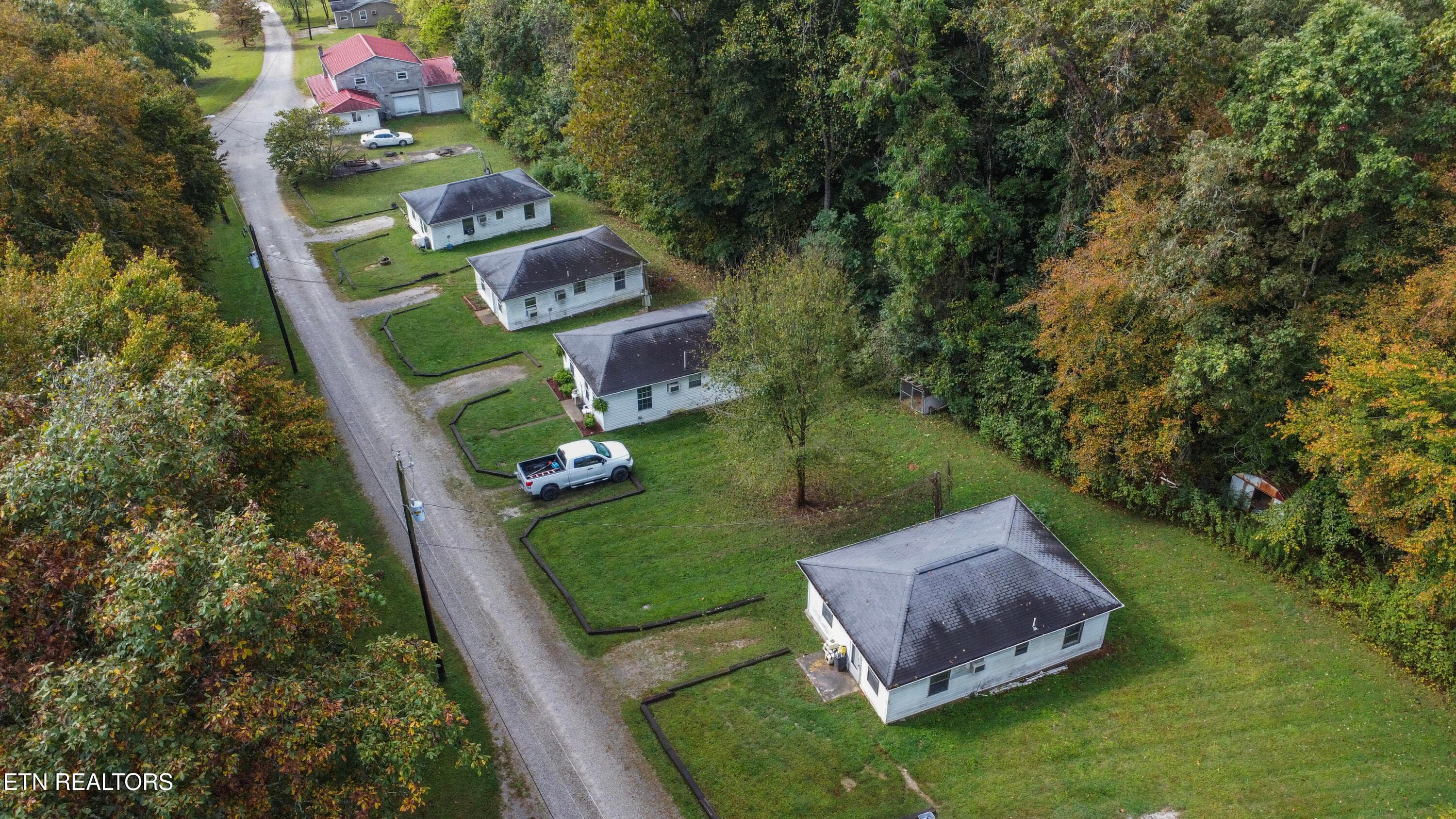 drone 3 - 110-145 Wenger Park Lane, Luttrell, TN 37779