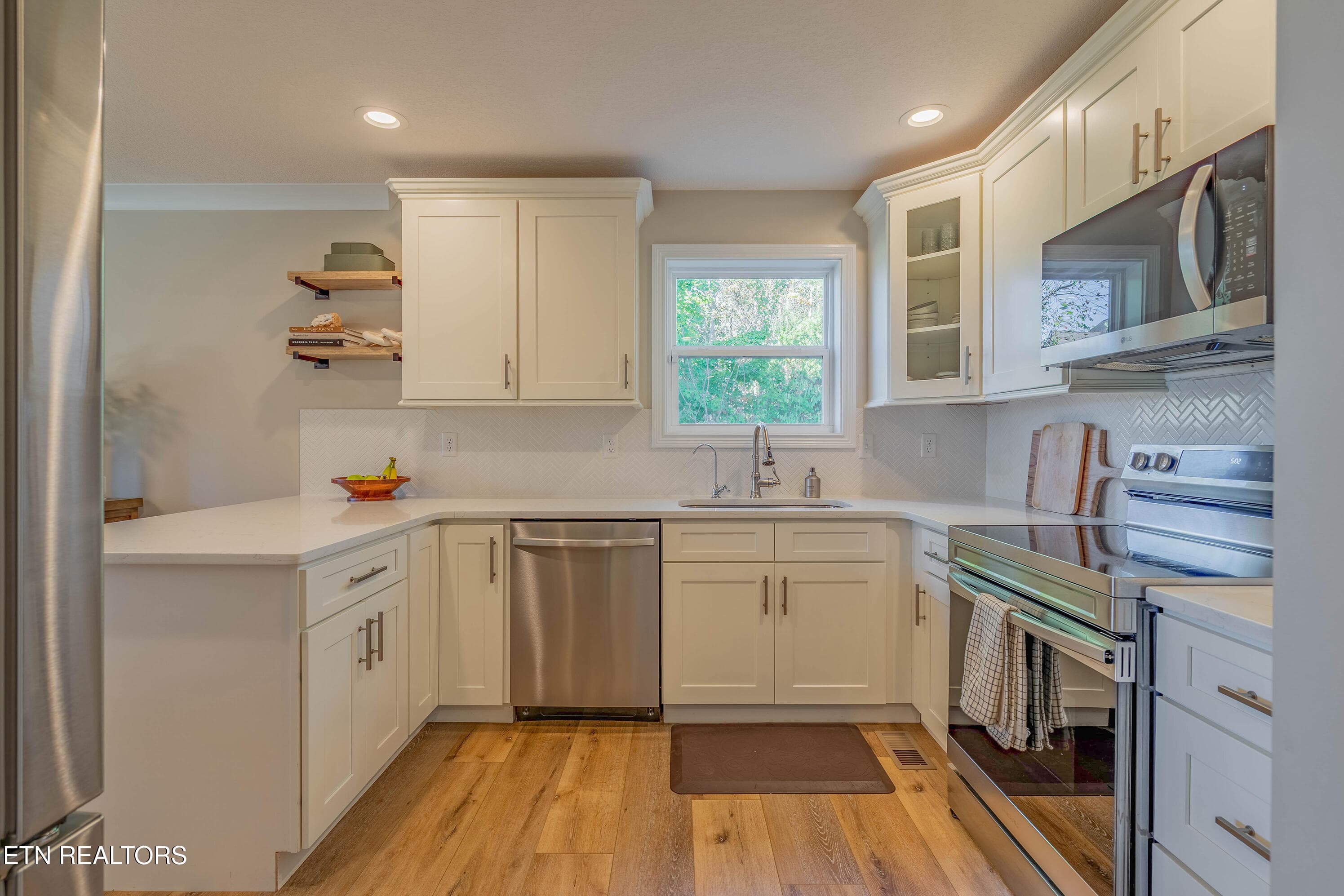 A7307251-HDR - 400 Sunset Blvd, Maynardville, TN 37807