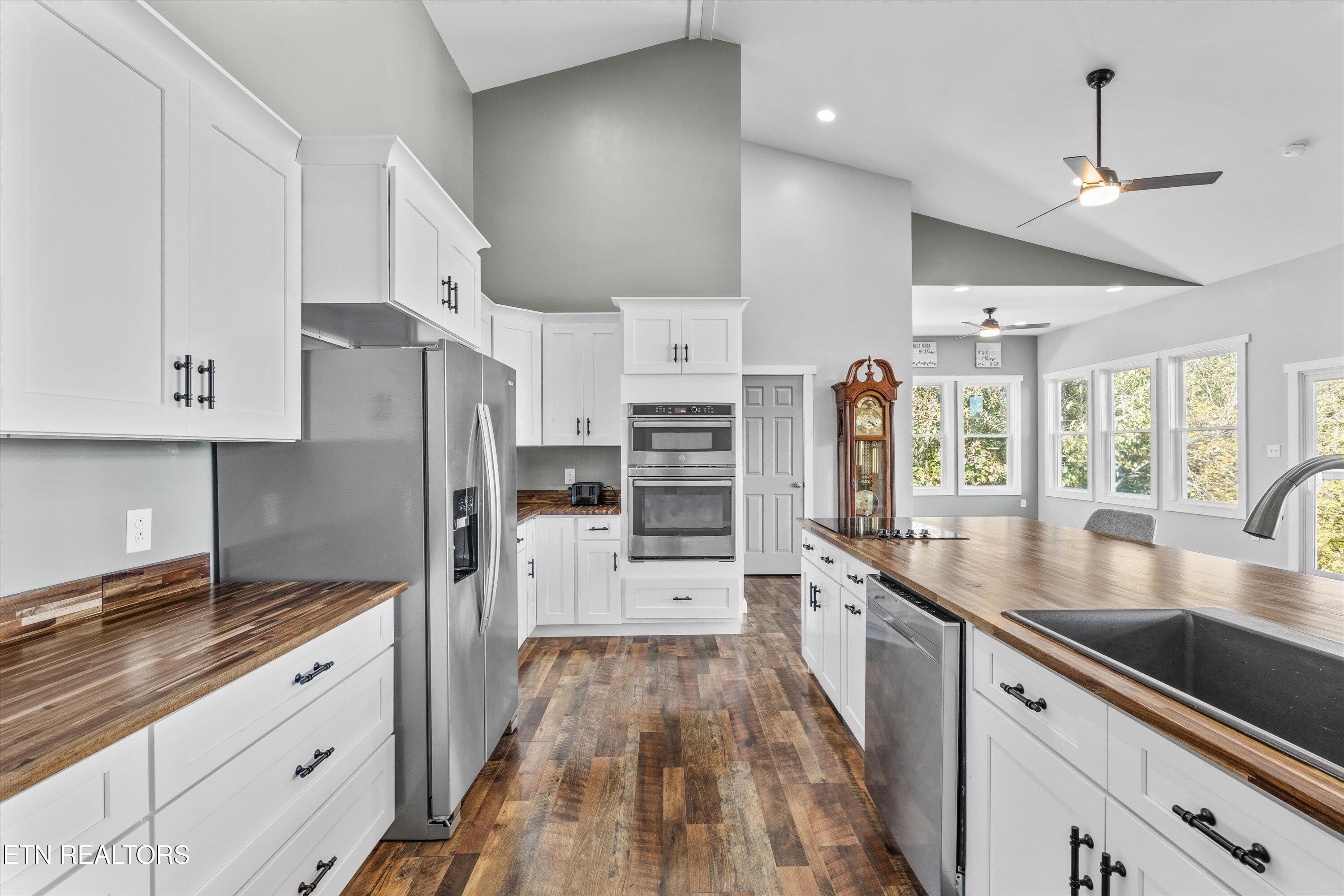12-620 E Norris Point Rd-10 - 620 E Norris Point Rd, LaFollette, TN 37766