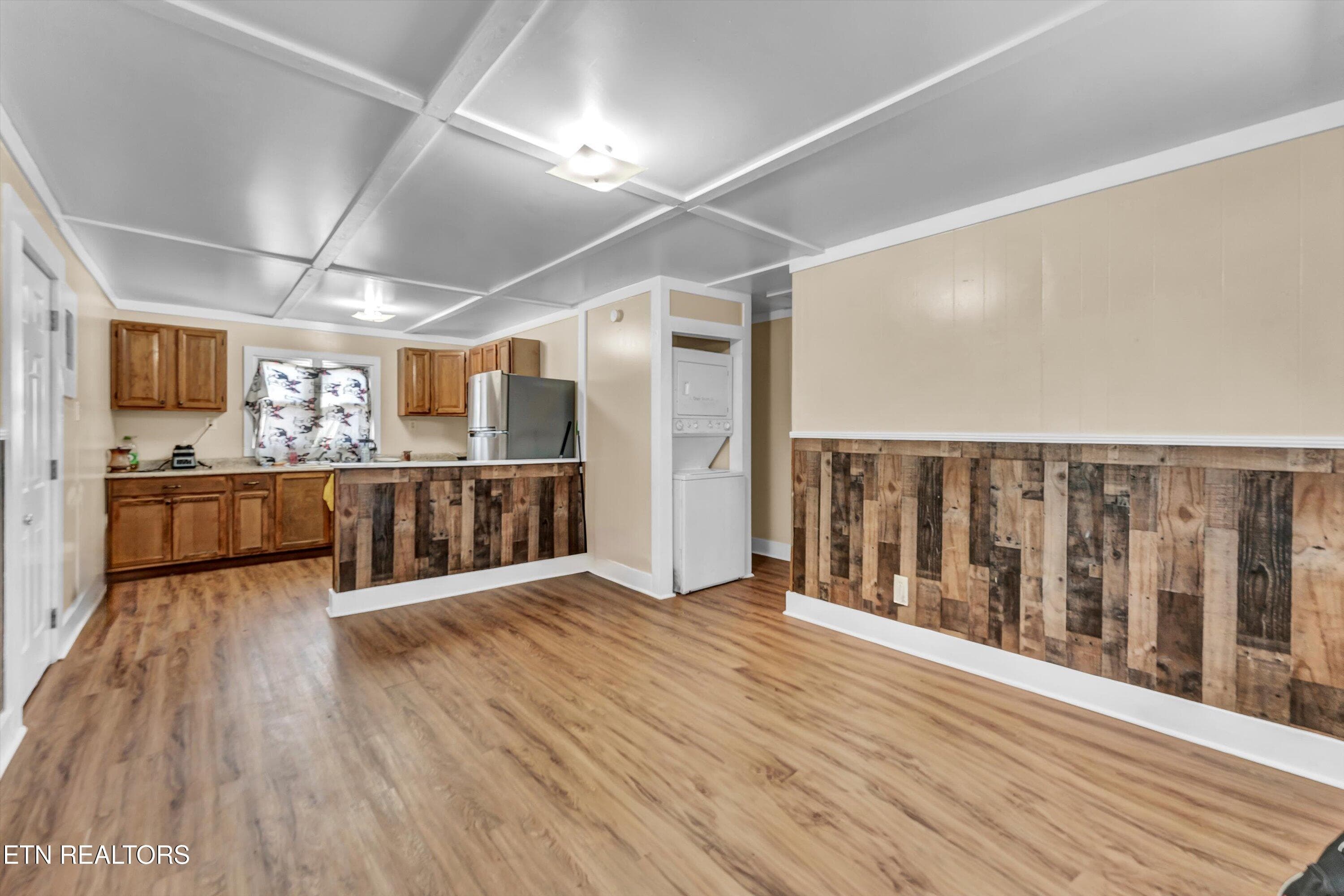 16-558 - 560 W Outer Dr-16 - 558/560 W Outer Drive, Oak Ridge, TN 37830