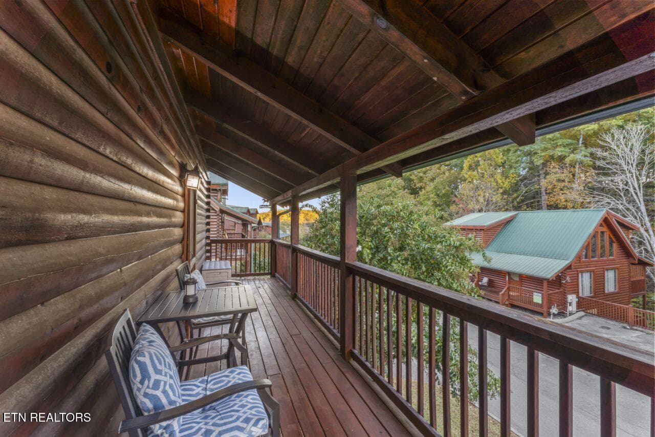View Back Covered Porch- Street View - 526 Blackberry Ridge Way, Pigeon Forge, TN 37863