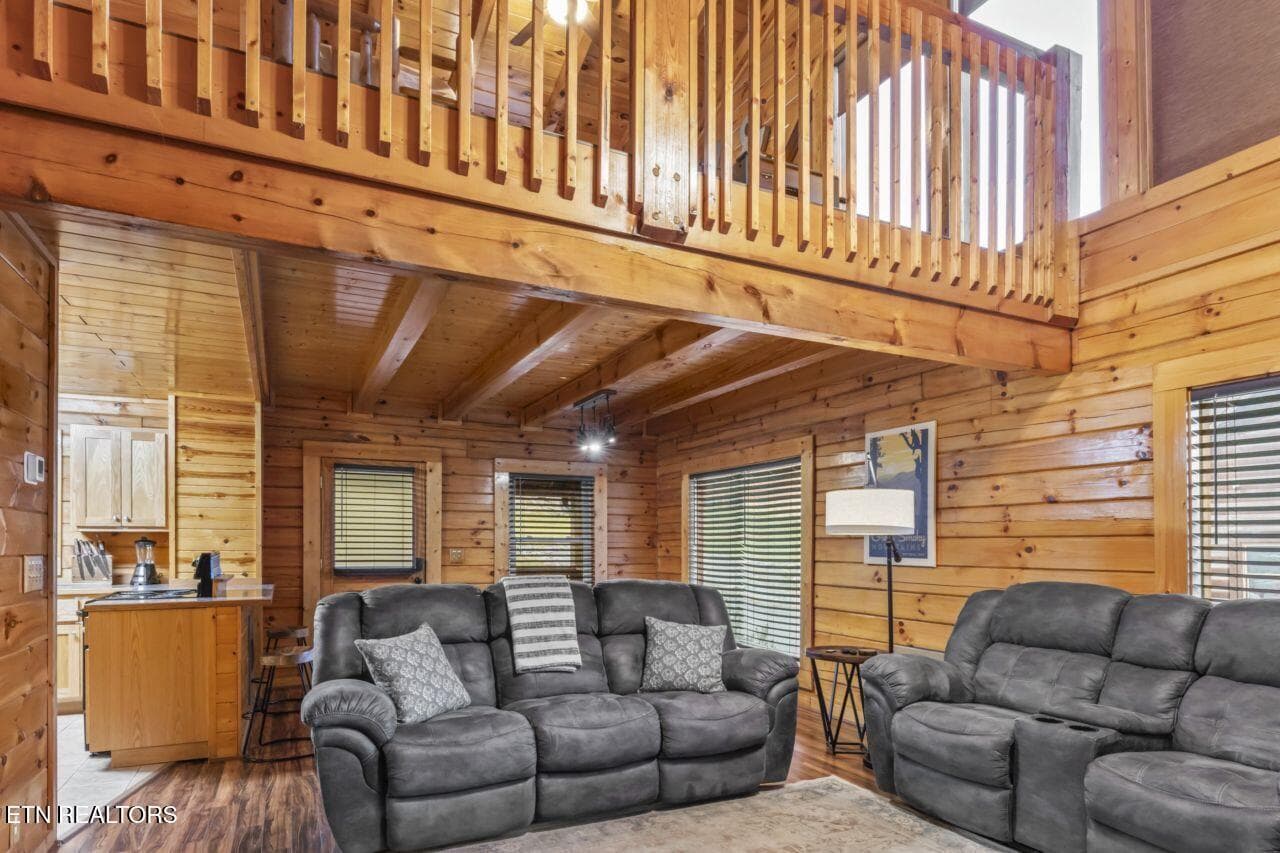 Living Room Area View Main Floor - 526 Blackberry Ridge Way, Pigeon Forge, TN 37863