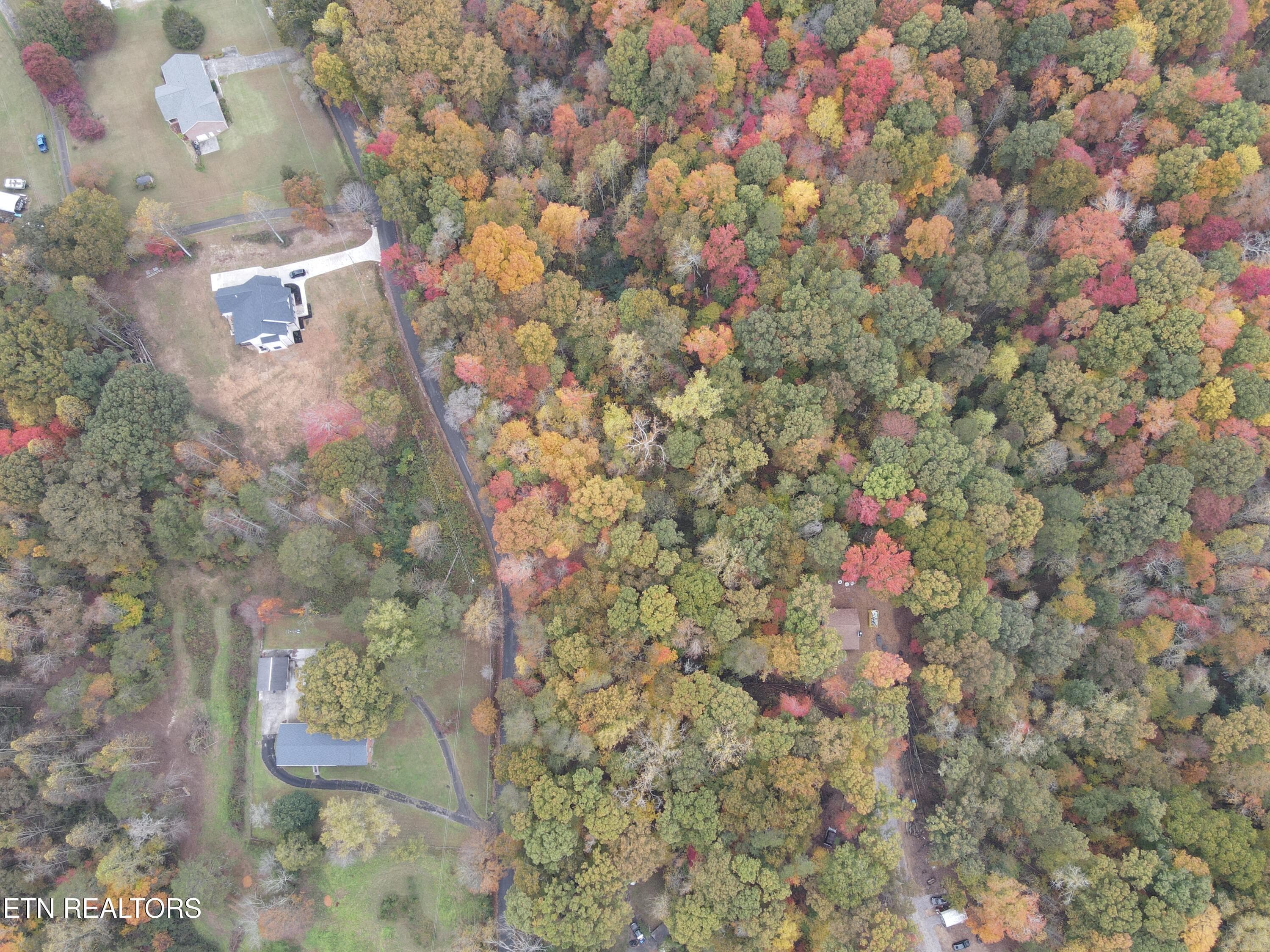 DJI_0336 - 118 Pleasant View Loop Rd, Clinton, TN 37716, Clinton
