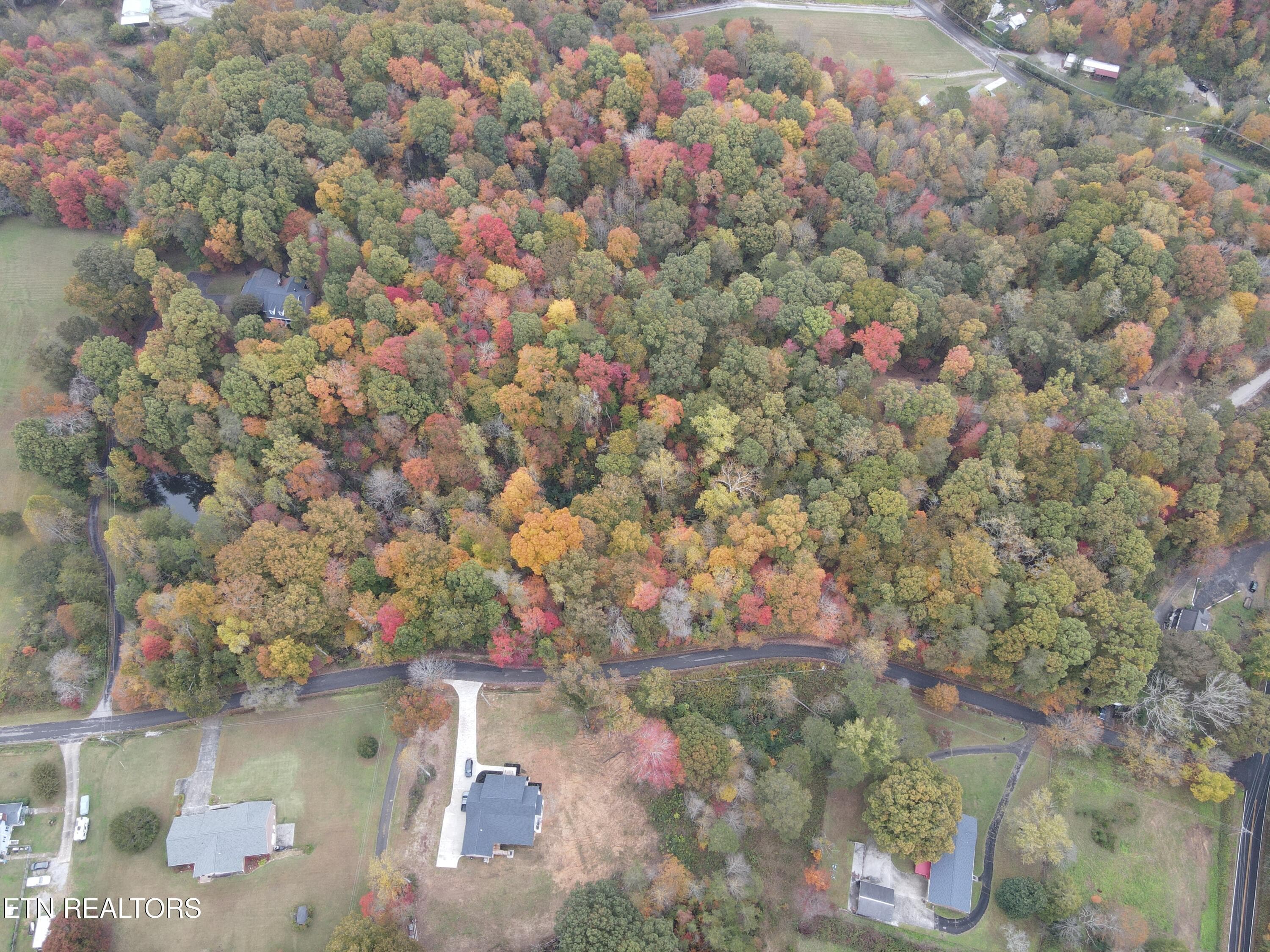DJI_0345 - 118 Pleasant View Loop Rd, Clinton, TN 37716, Clinton