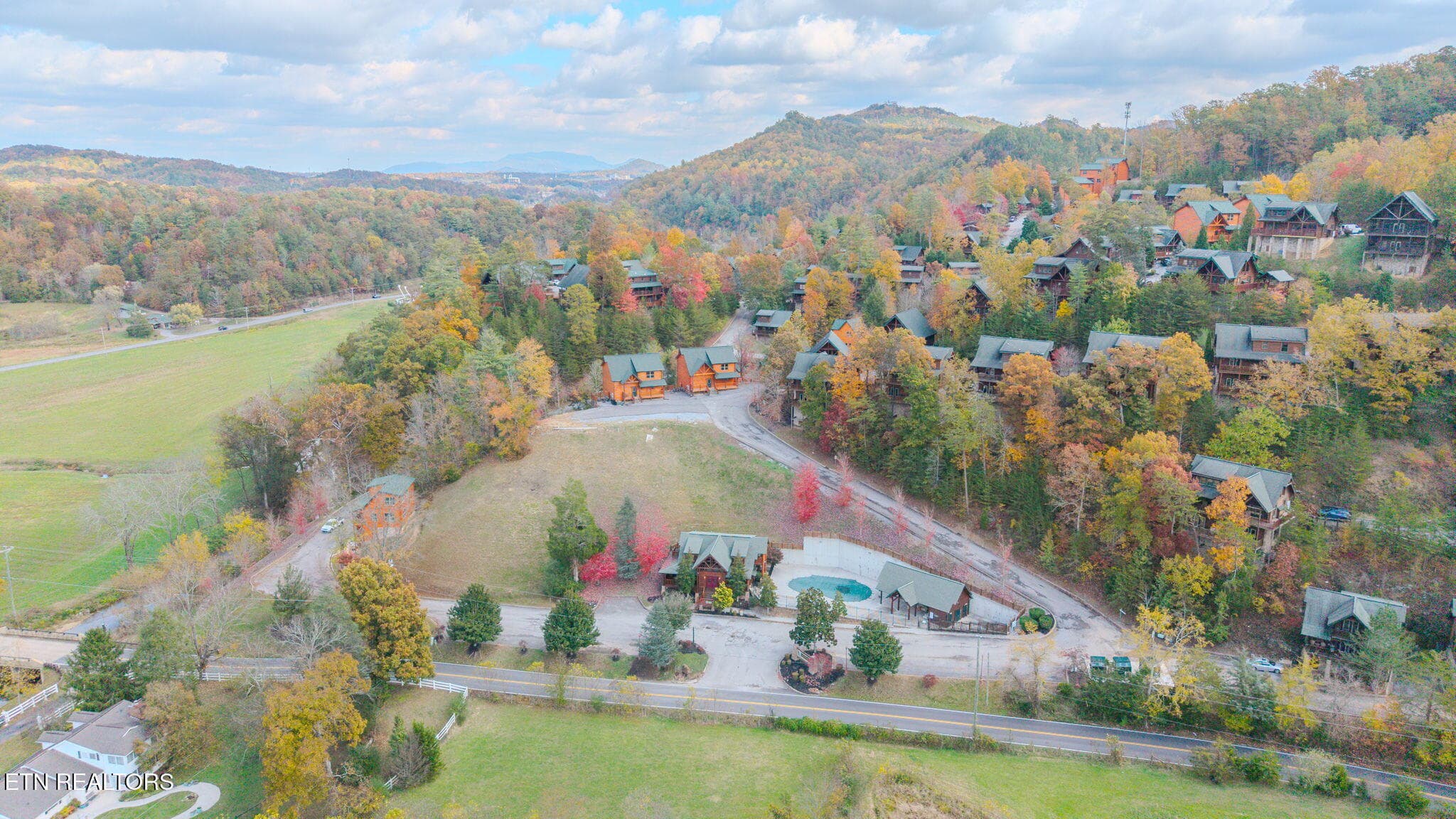 2-web-or-mls-DJI_20251031135558_0337_D - Lot 5 Mountain Lodge Way, Sevierville, TN 37862