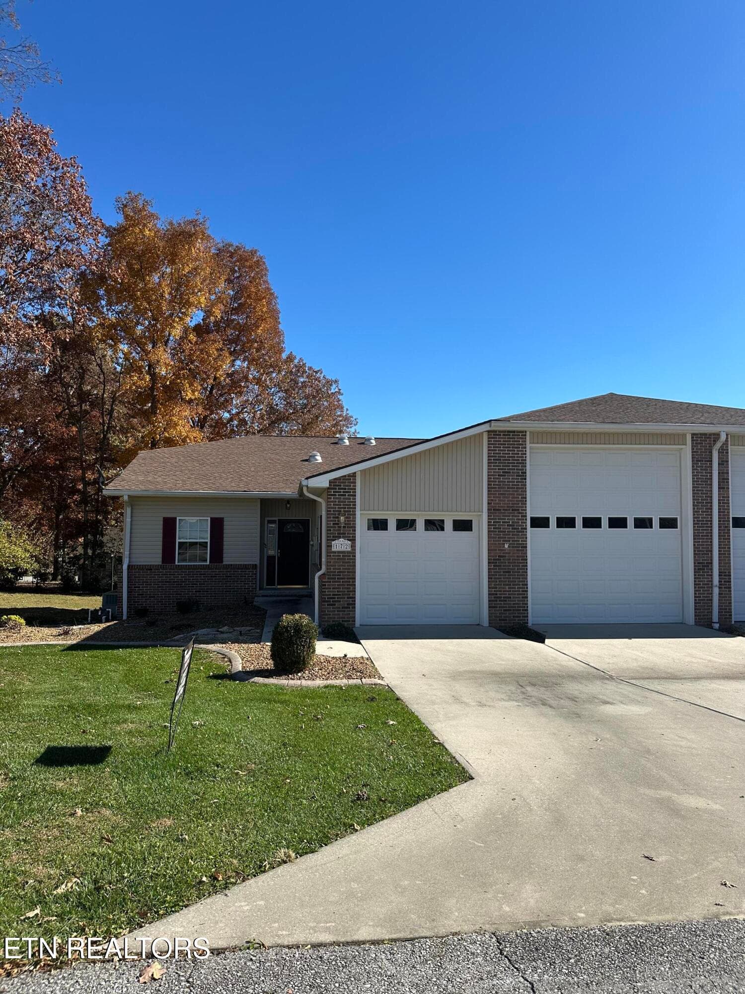 172 Hawthorn Loop, Crossville, TN 38555