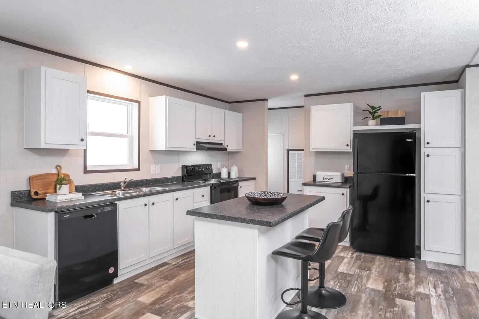 Churchill-Prime-Kitchen-4 (002) - 501 Wani Village Rd, Rutledge, TN 37861