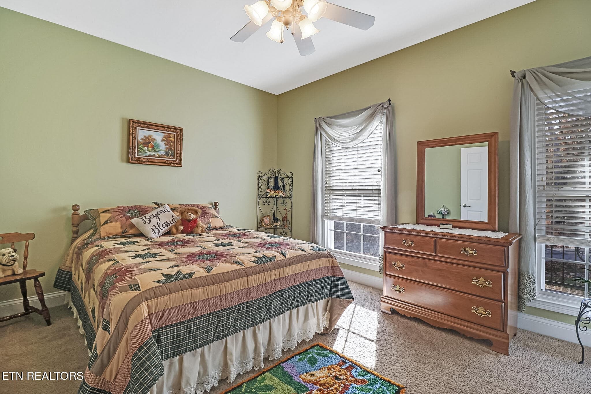 SPLIT BEDROOM GUEST BEDROOM - 105 Kings Down Drive, Fairfield Glade, TN 38558