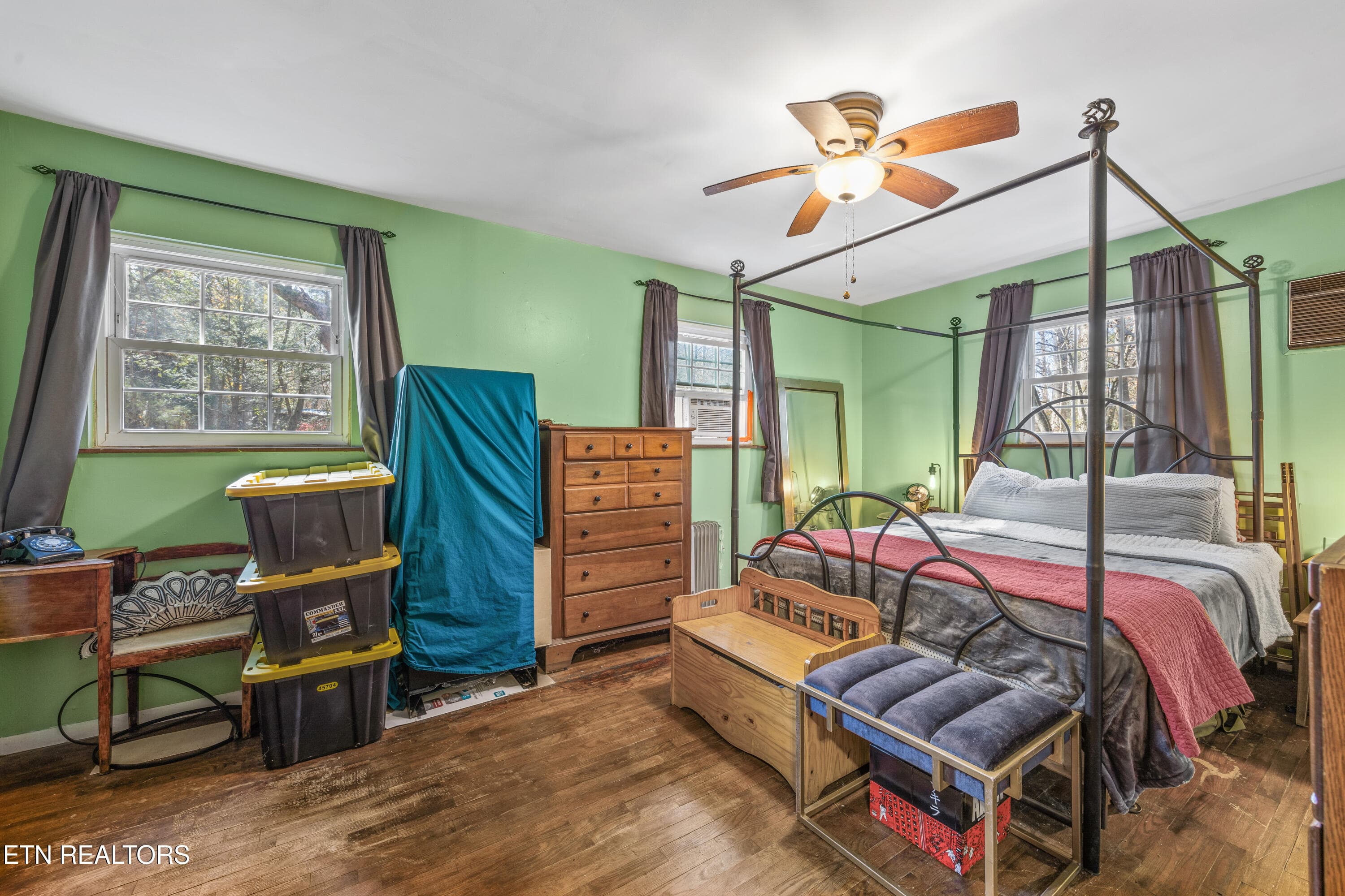 Bedroom 1 - 4413 E Scenic Drive, Gatlinburg, TN 37738, Gatlinburg