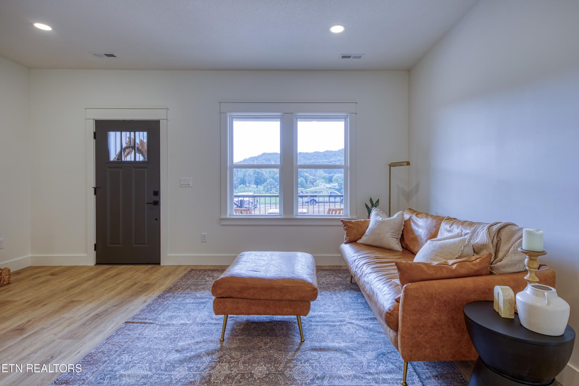 Living Room - 180 Huckleberry Hollow, Kingston, TN 37763