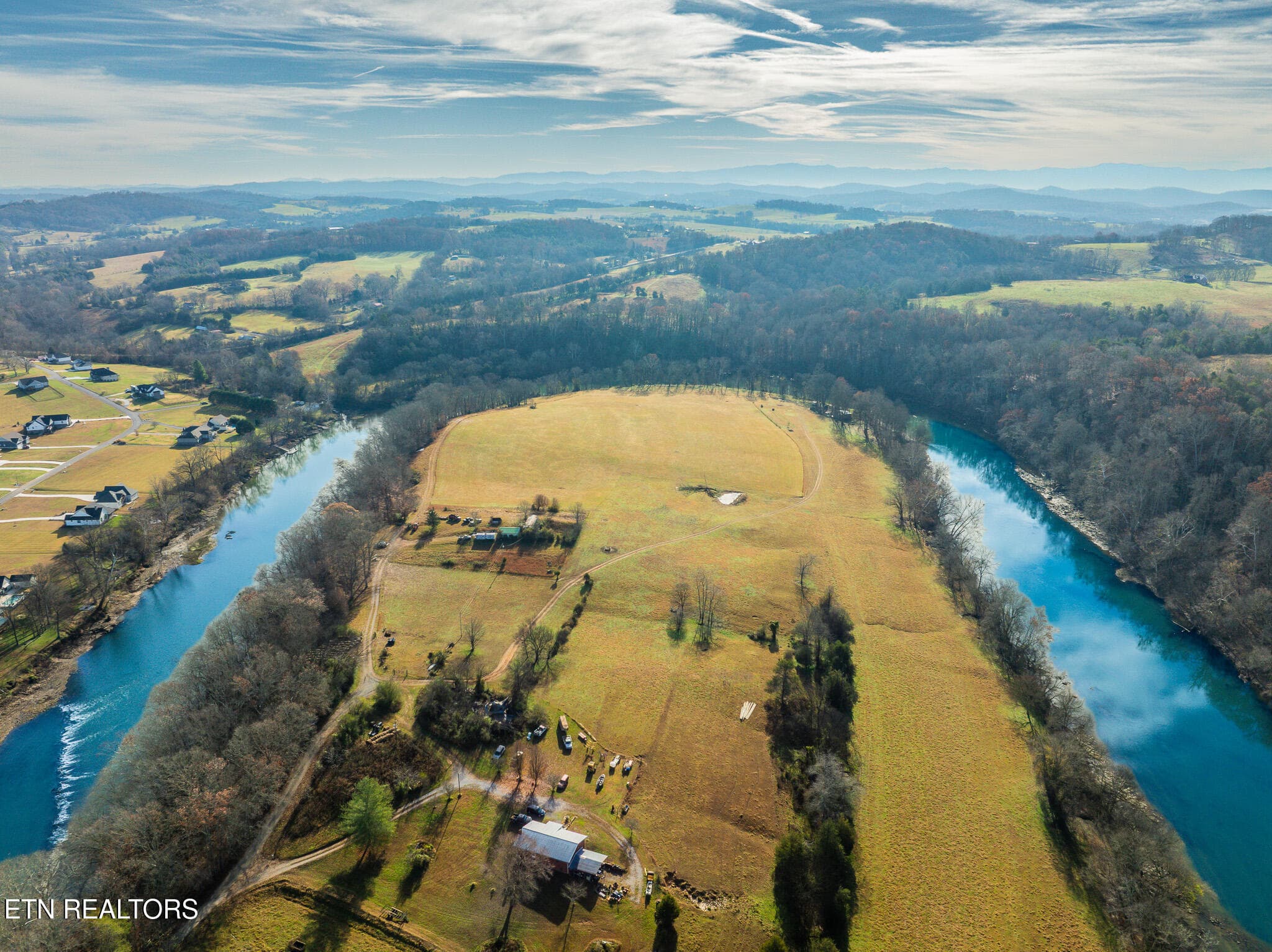 598 Horse Shoe Bend Rd - 598 Horse Shoe Bend Rd, Blaine, TN 37709