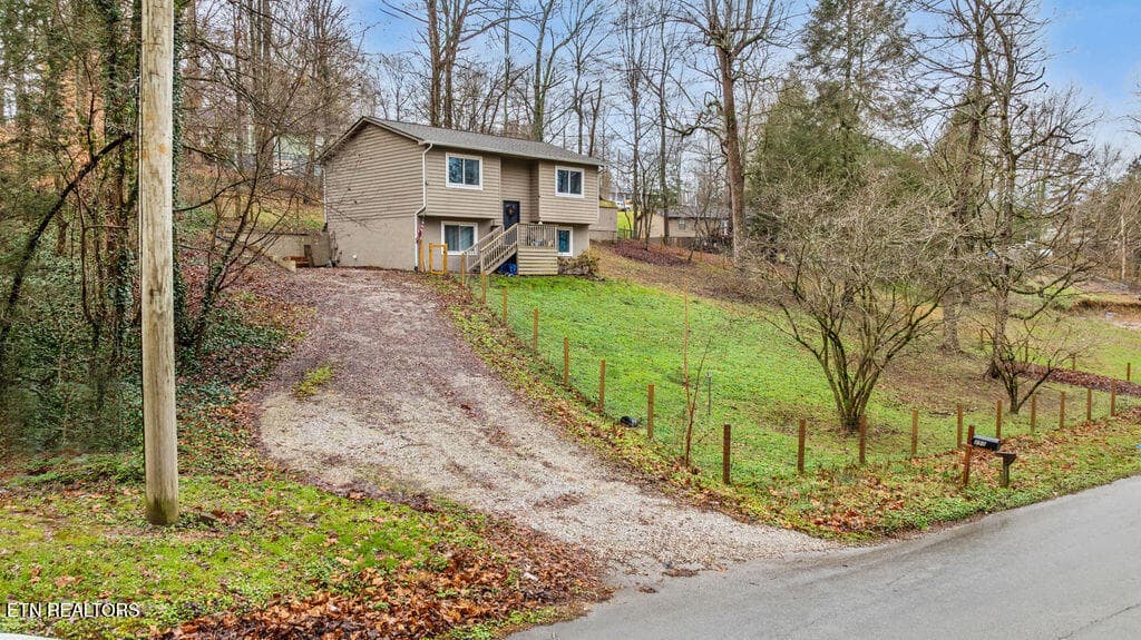 DJI_0072 - 250 McDeerman Road, Jacksboro, TN 37757