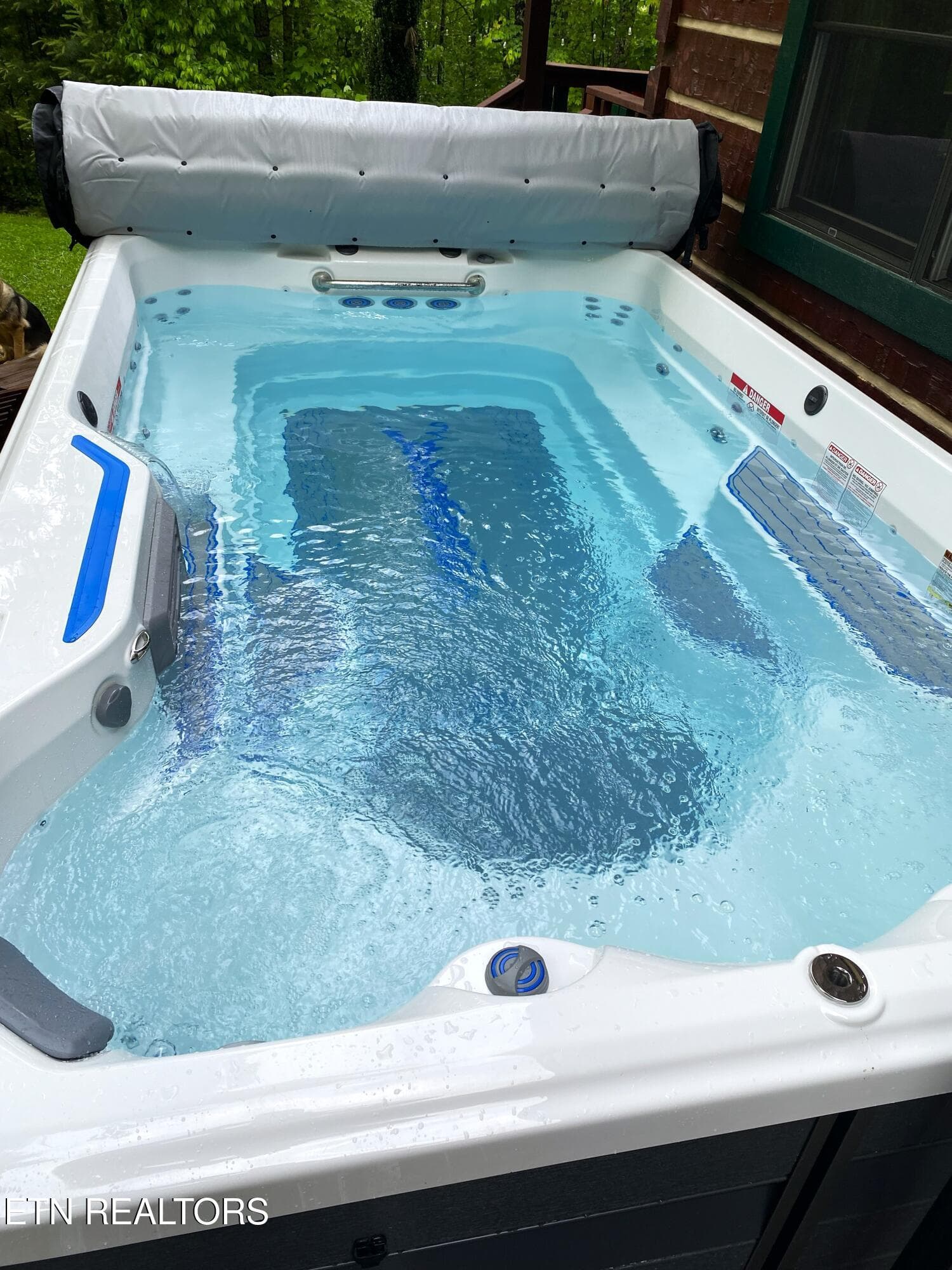 6 Swim Spa - 5150 Raven Branch Rd, Del Rio, TN 37727