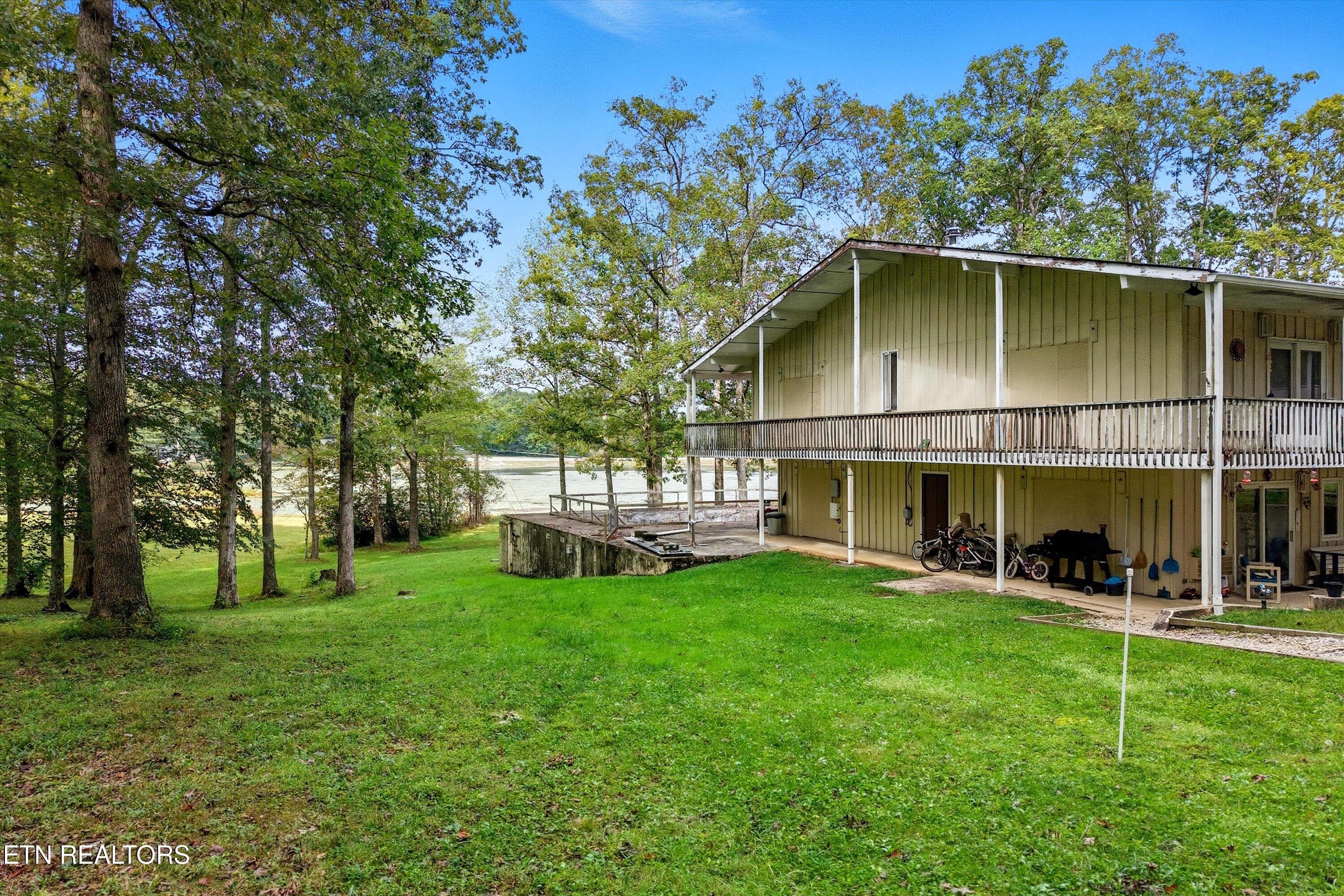 03-605 S Lake Dr-3 - 605 S Lake Drive A, Oneida, TN 37841