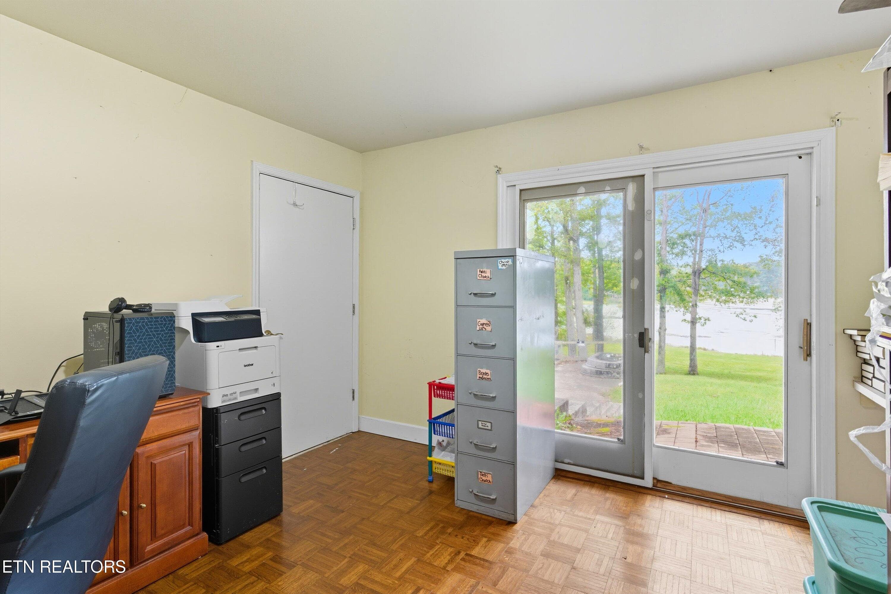 27-605 S Lake Dr-27 - 605 S Lake Drive A, Oneida, TN 37841