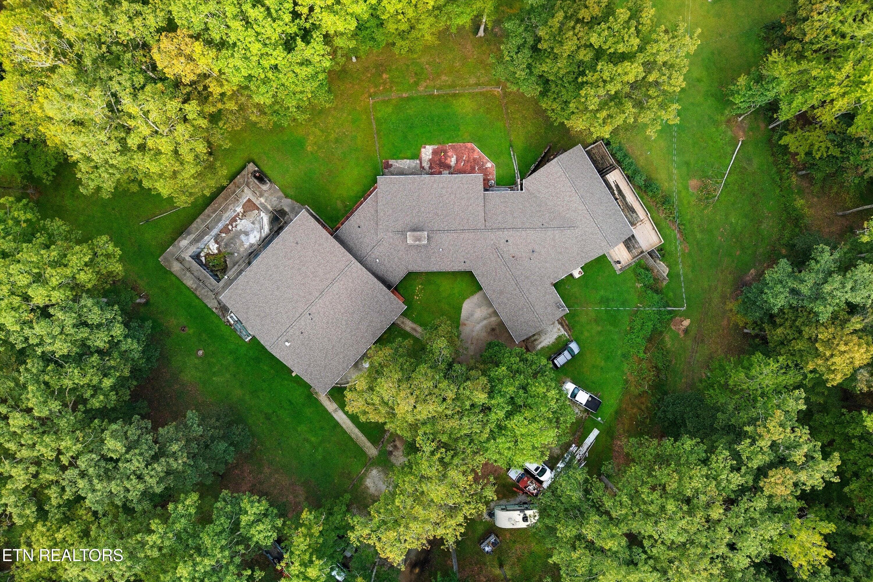72-605 S Lake Dr-72 - 605 S Lake Drive A, Oneida, TN 37841