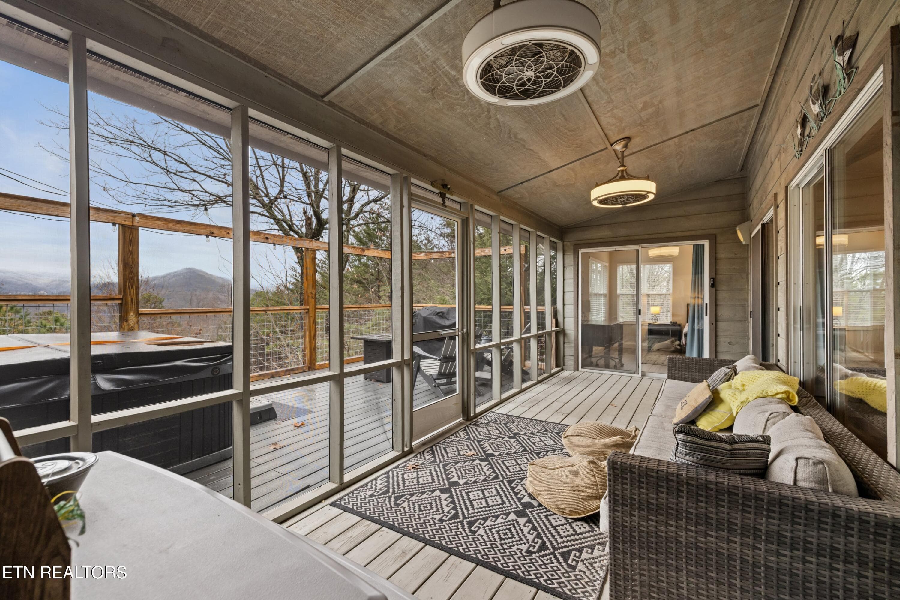 015-550SassafrasTrail-Sevierville-TN-378 - 550 Sassafras Tr, Pigeon Forge, TN 37876